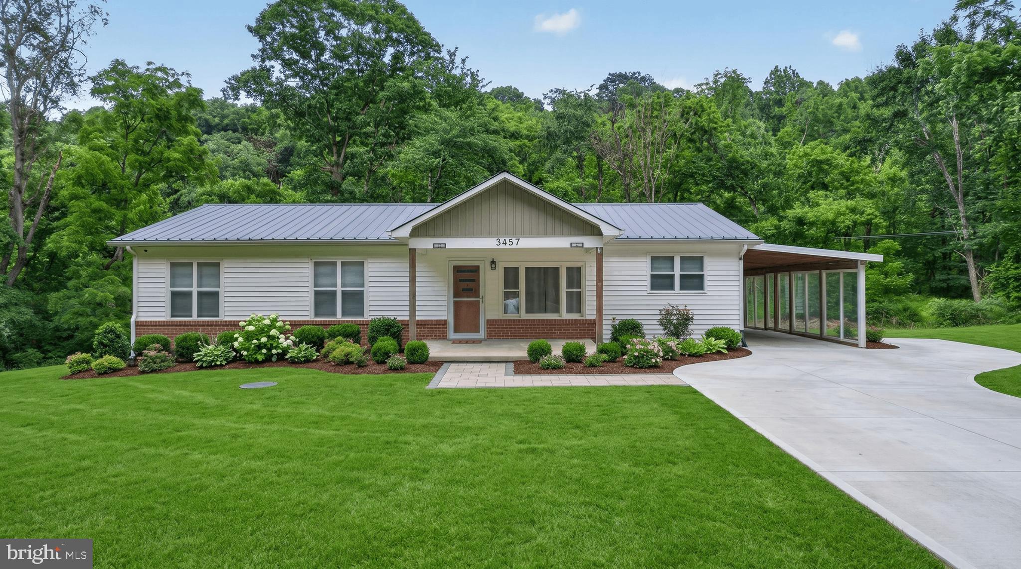 3457 LUCAS HOLLOW ROAD