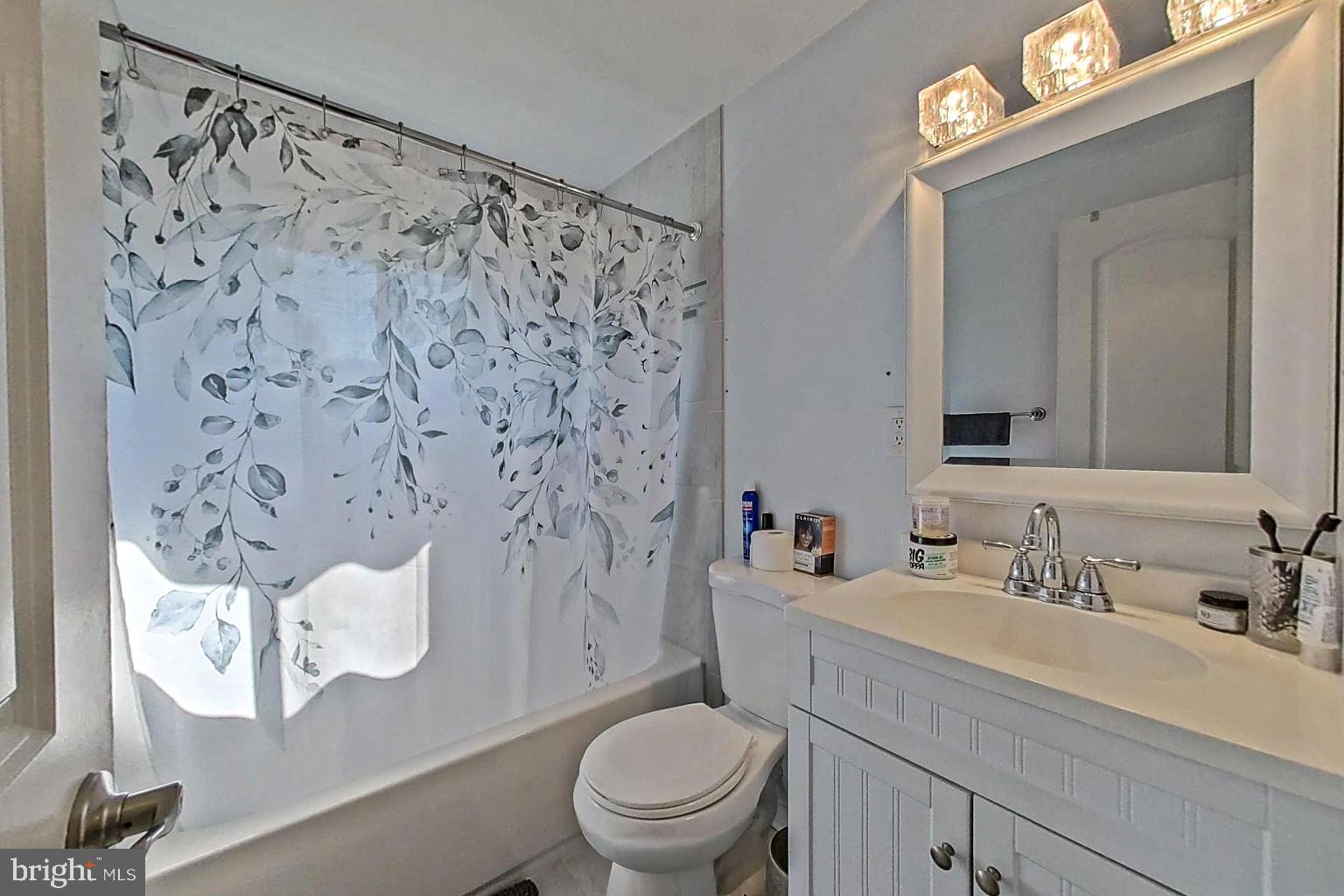 AMBERLY - Residential