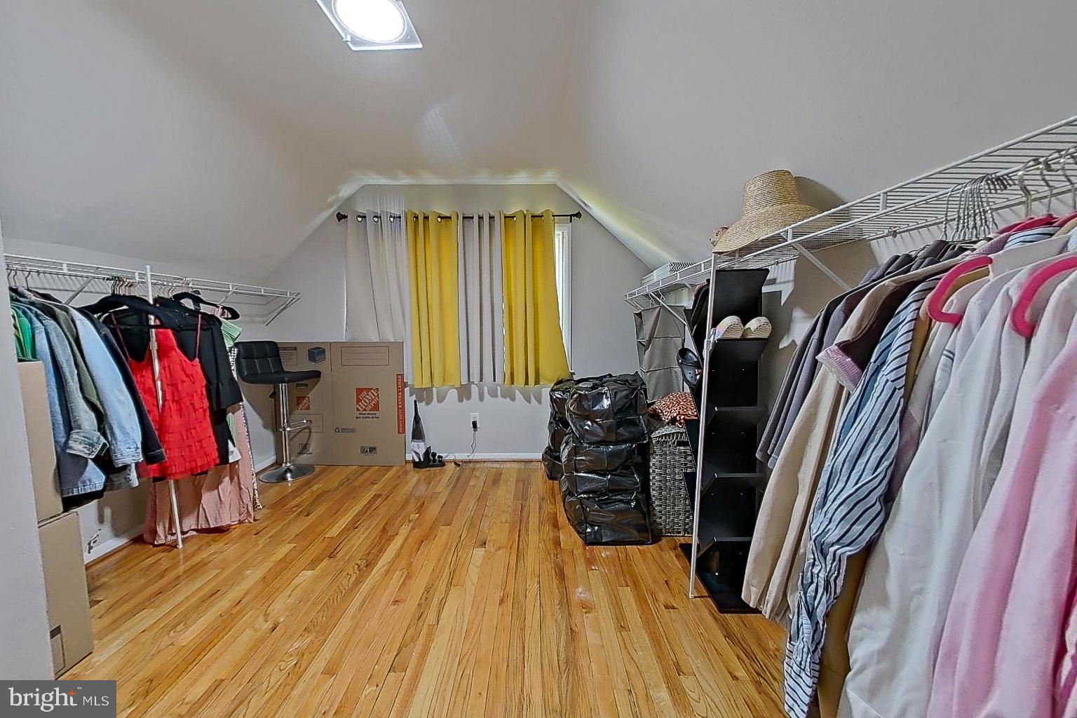 AMBERLY - Residential