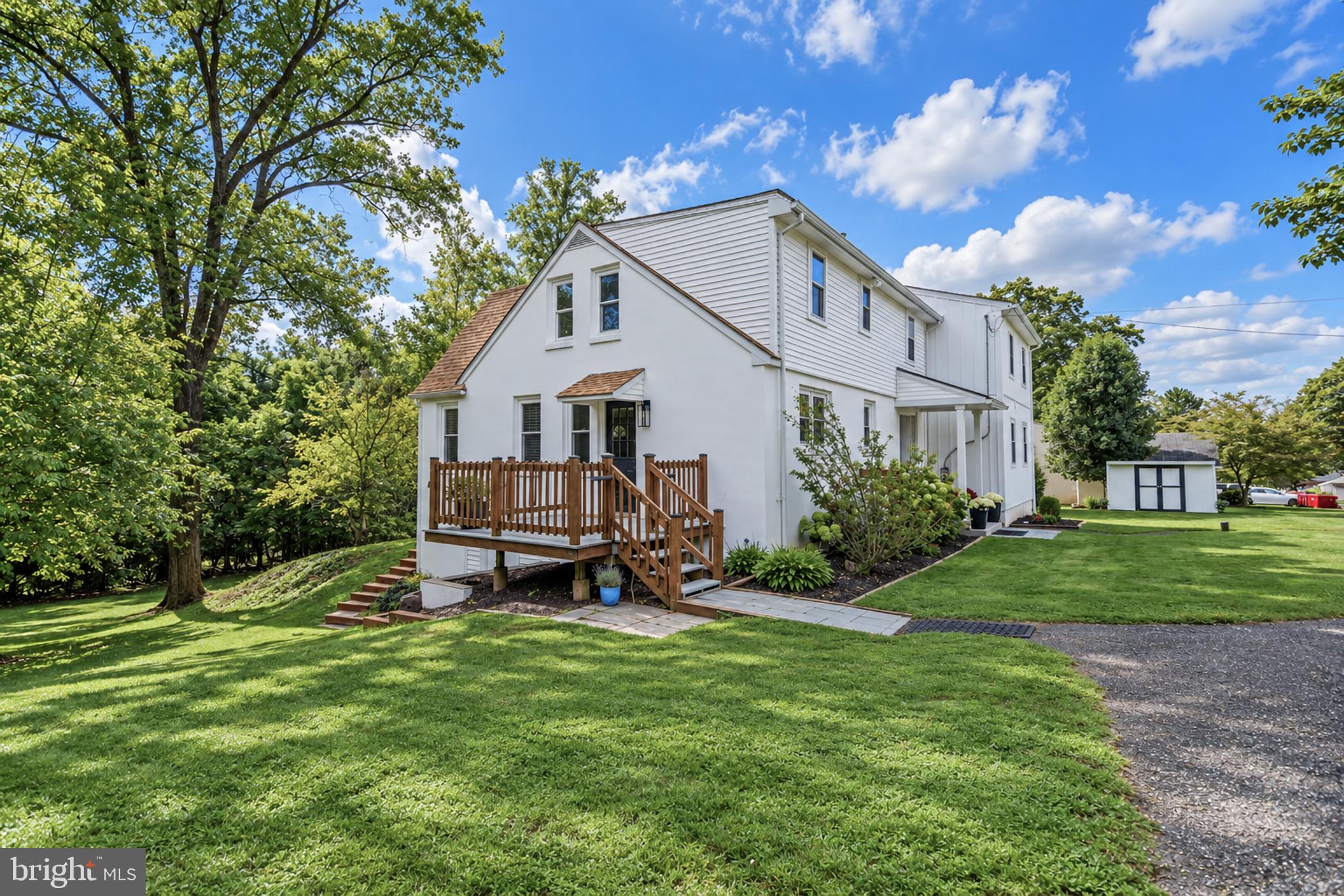 43 HENRY AVENUE