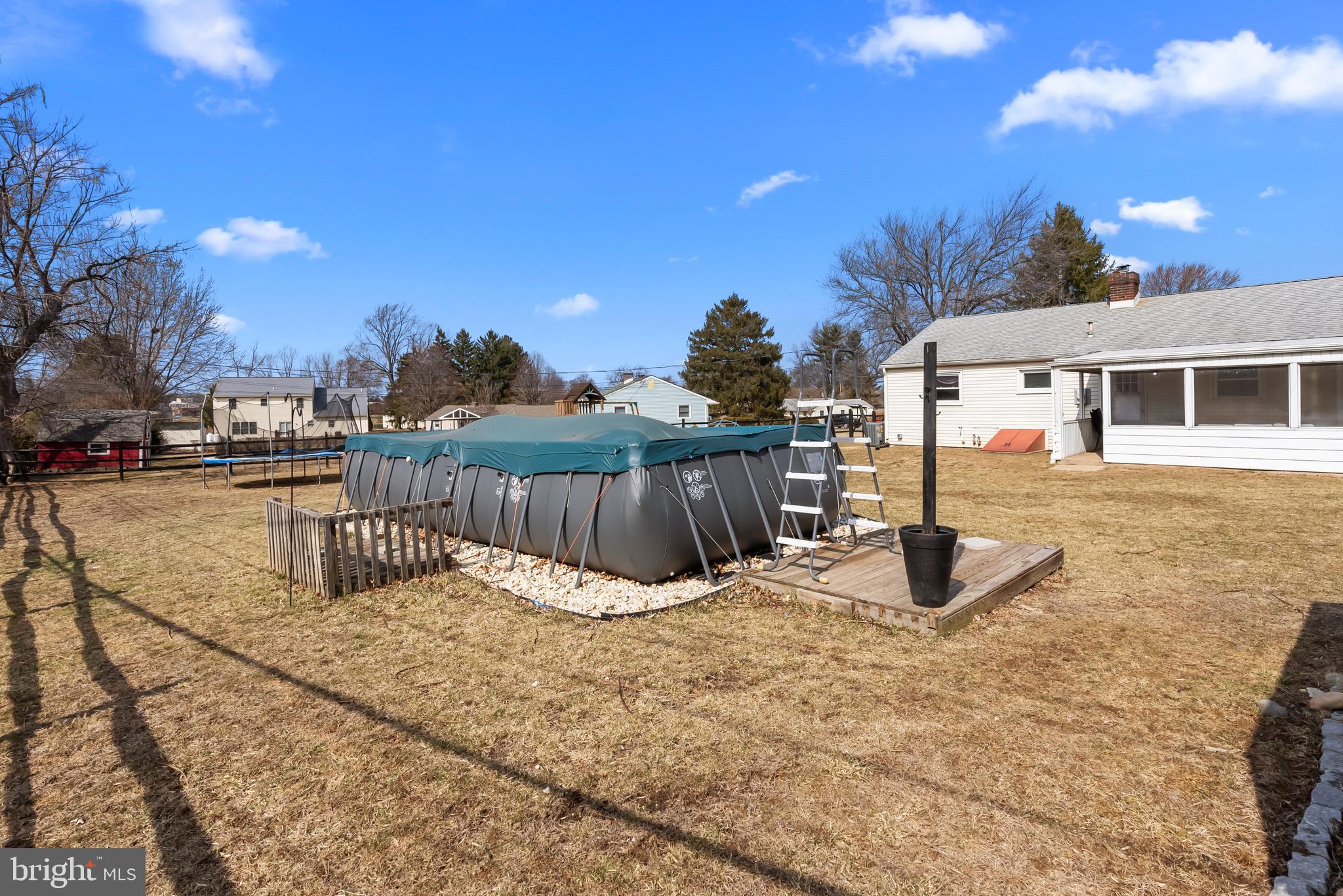 GREEN ACRES - Residential