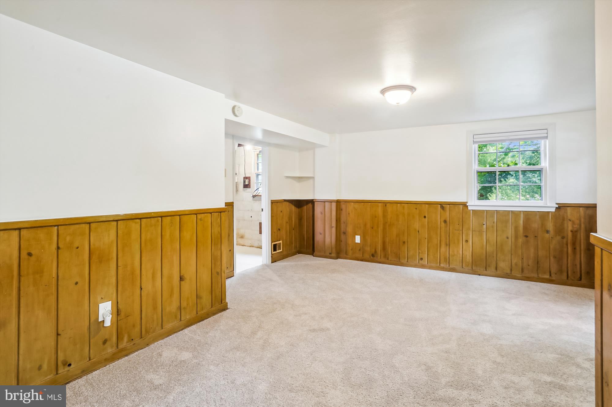 BURGUNDY ESTATES - Residential