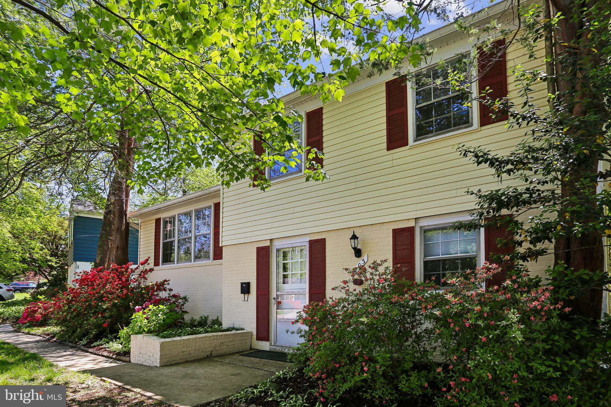 BURGUNDY ESTATES - Residential