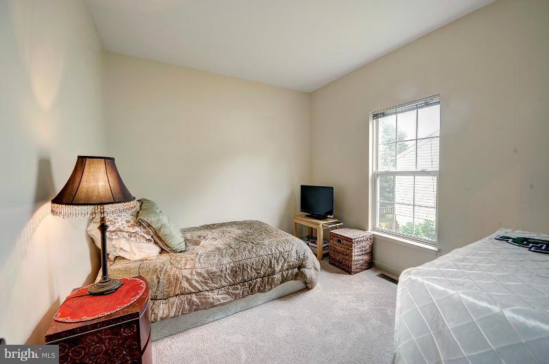 STAFFORD LAKES VILLAGE - Residential