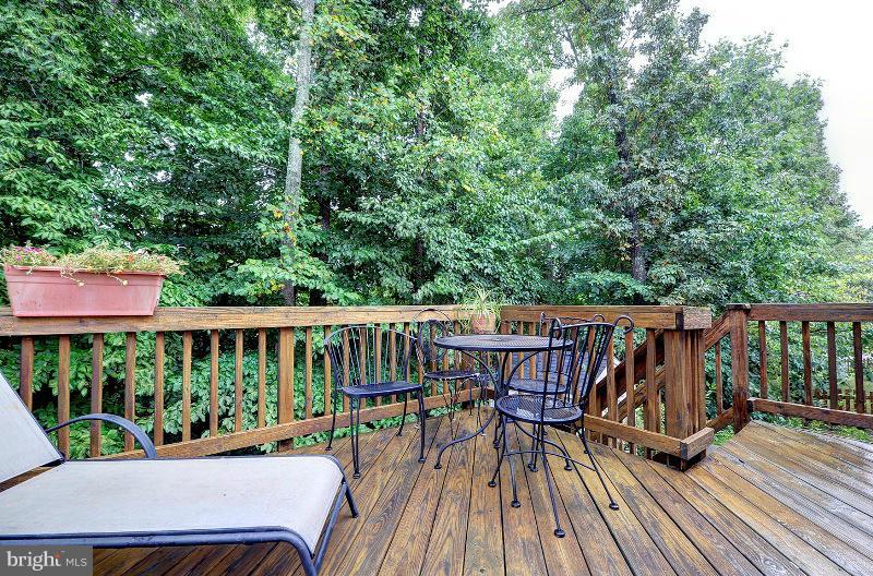 STAFFORD LAKES VILLAGE - Residential