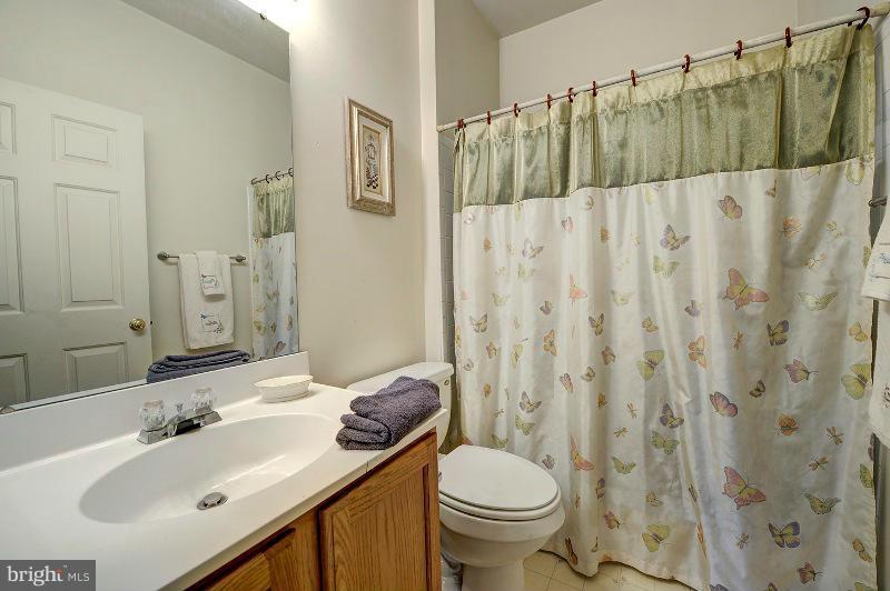 STAFFORD LAKES VILLAGE - Residential