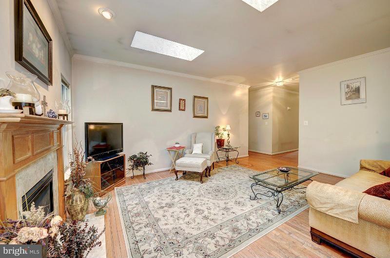 STAFFORD LAKES VILLAGE - Residential