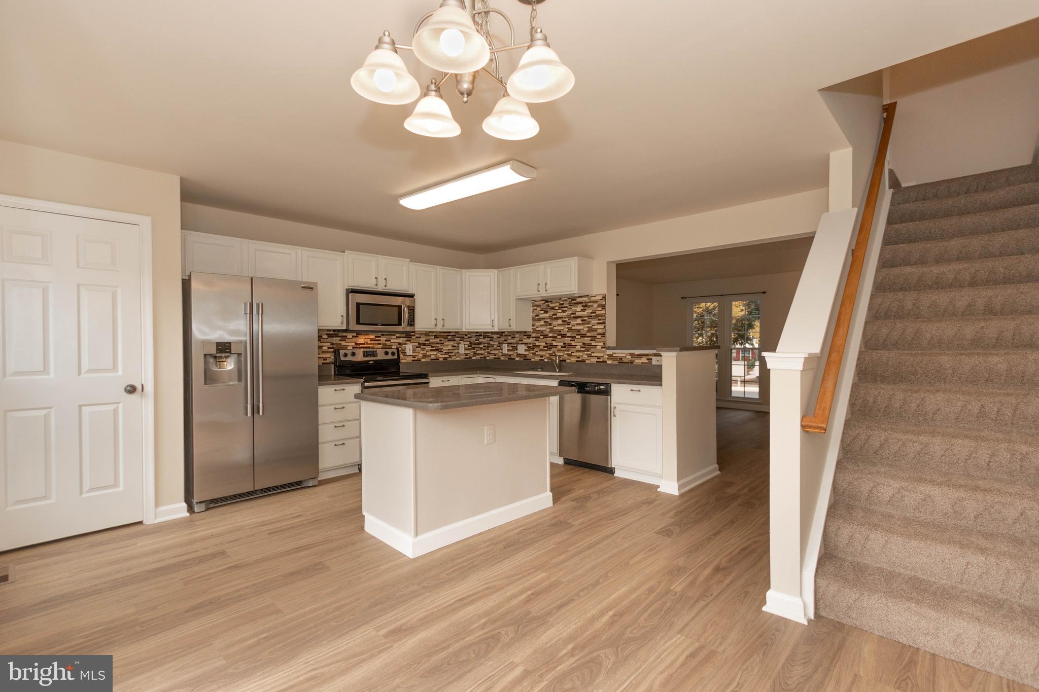 WELLINGTON - Residential Lease