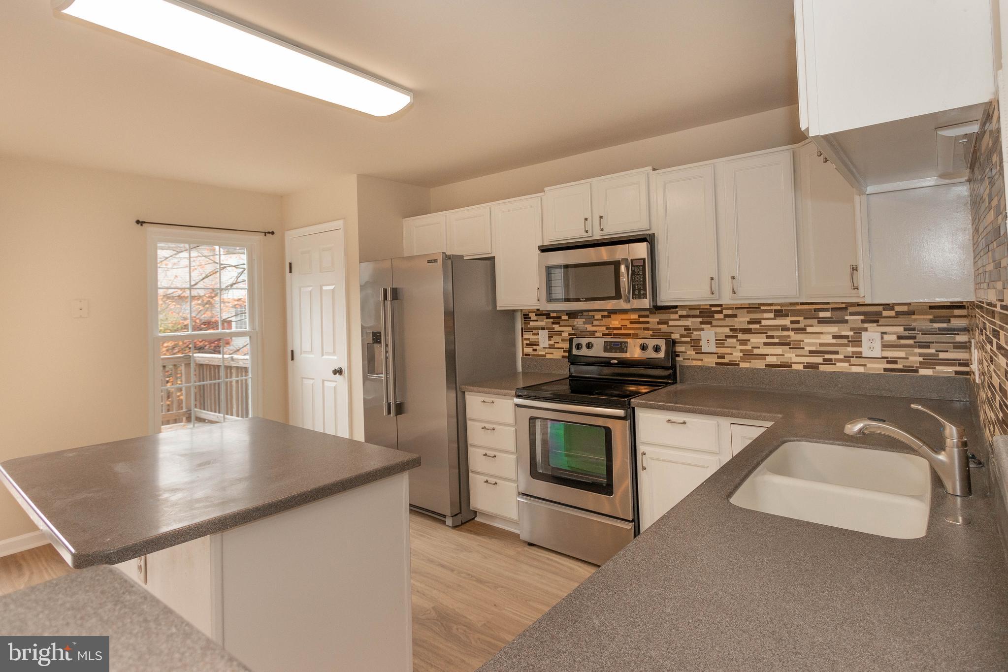 WELLINGTON - Residential Lease