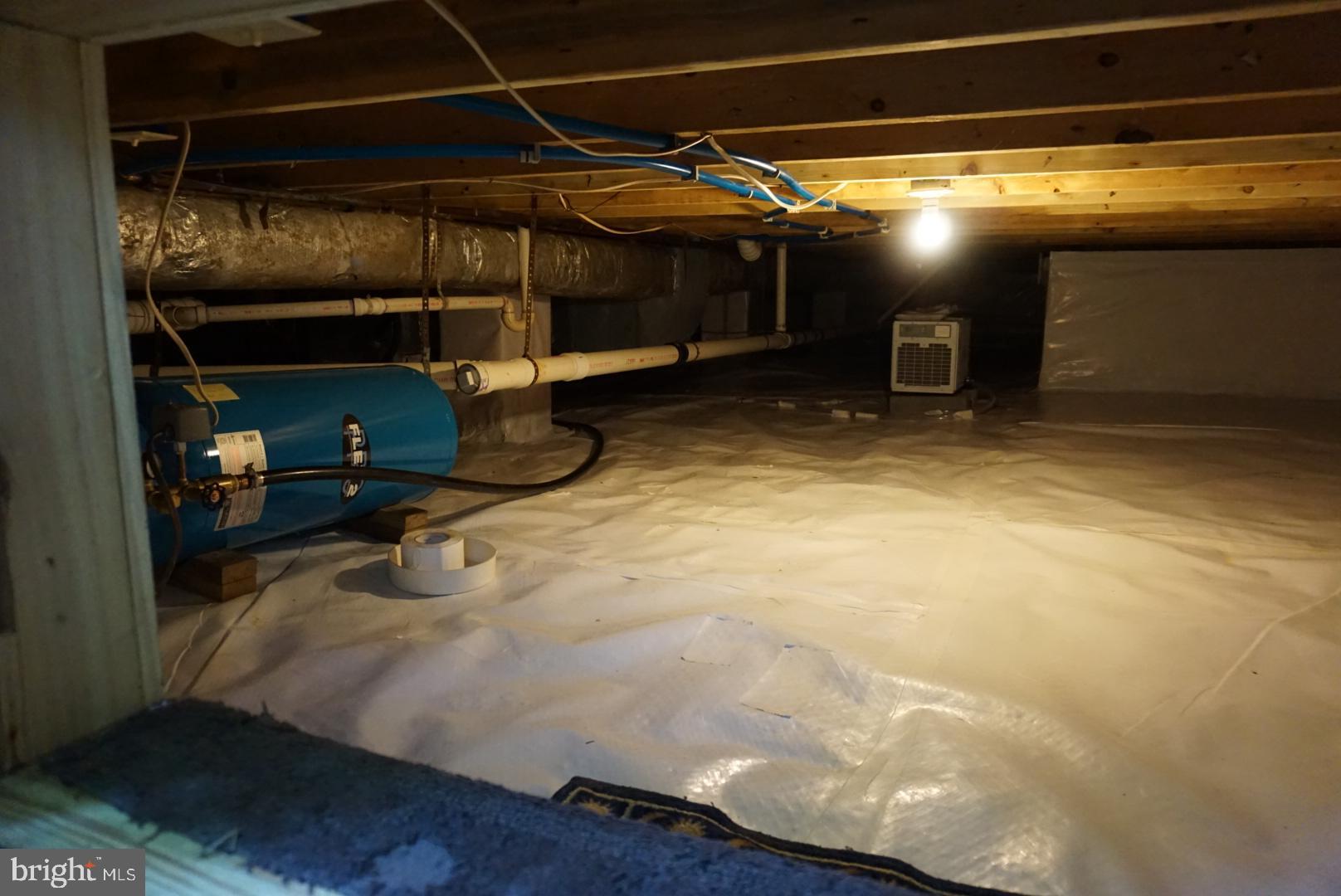 DUTCHMANS COVE - Residential