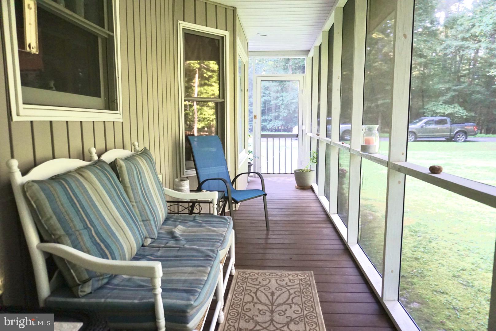 DUTCHMANS COVE - Residential