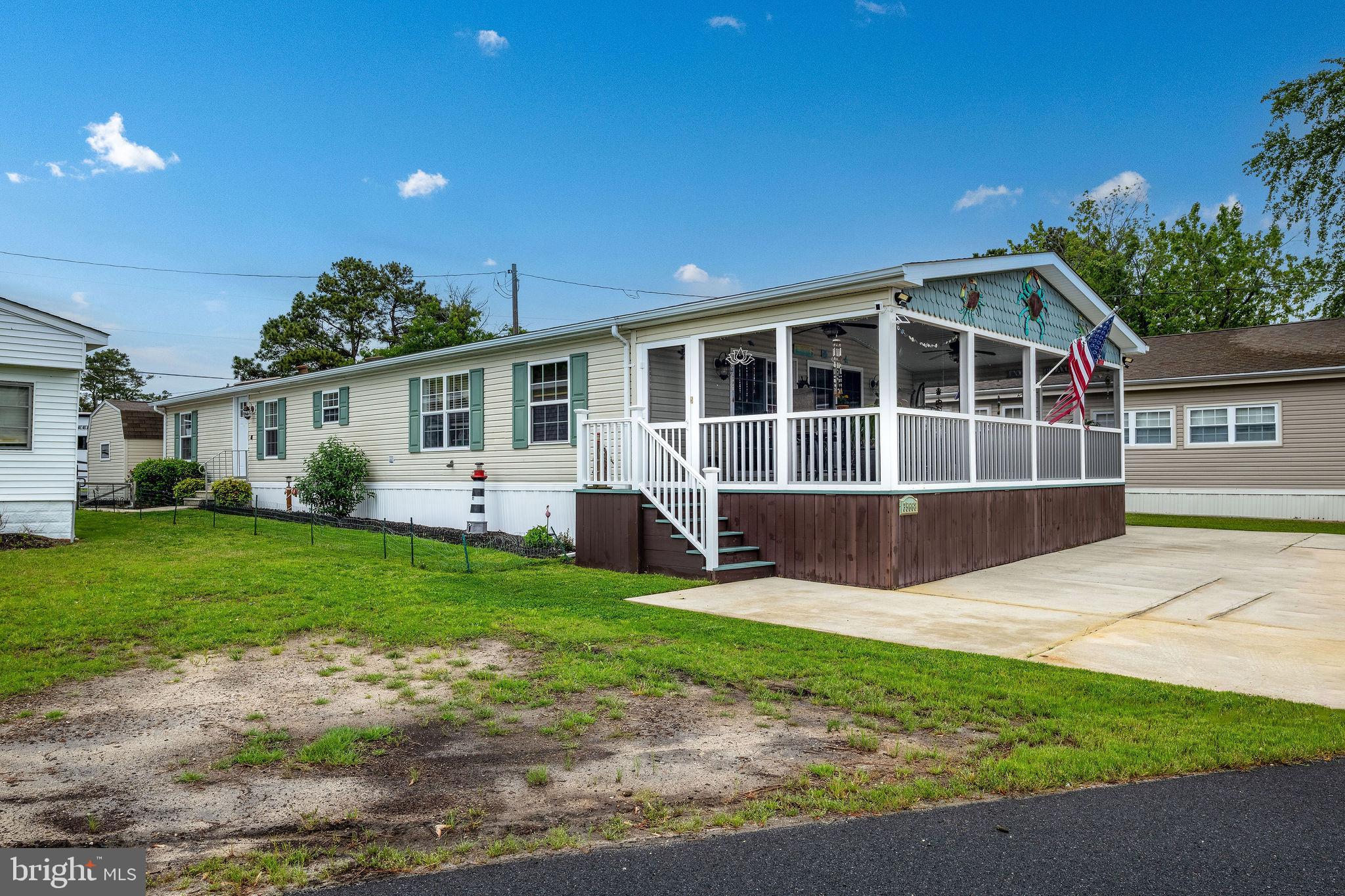 35668 SALT MARSH LOOP 44293
