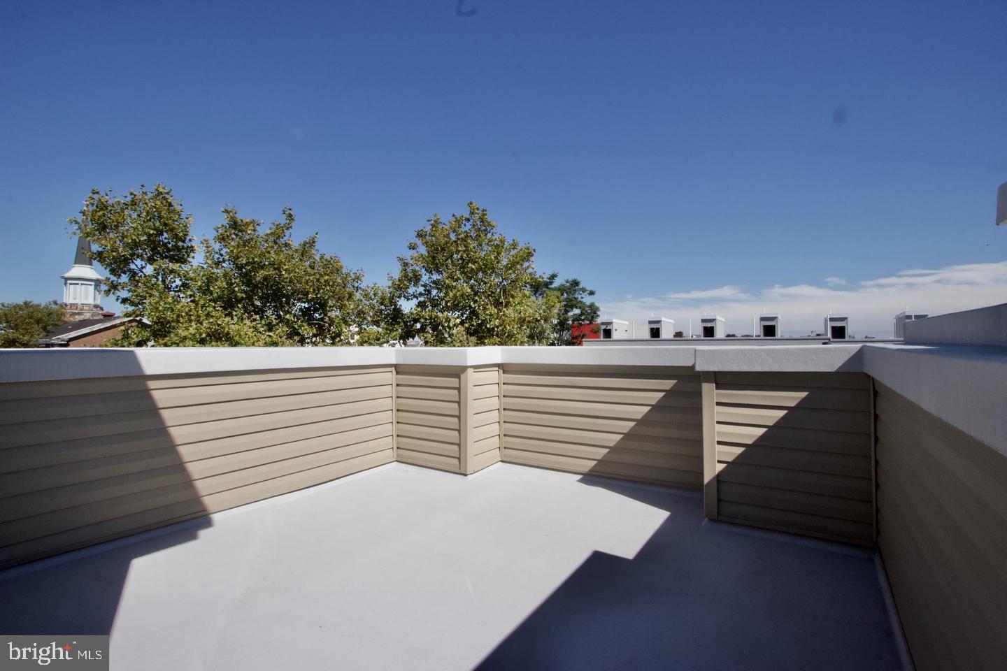 KENSINGTON - Residential Lease