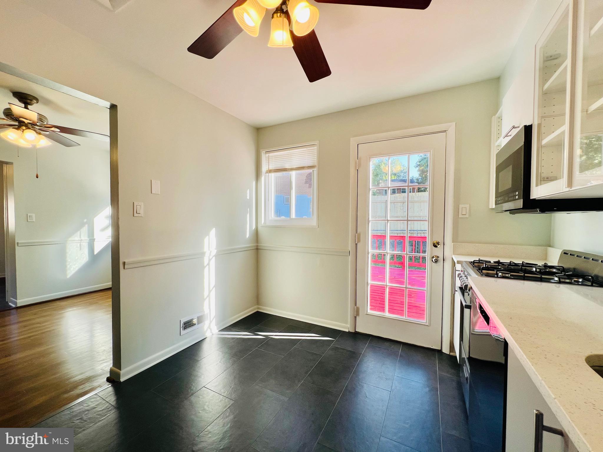 FRANKLIN PARK - Residential Lease