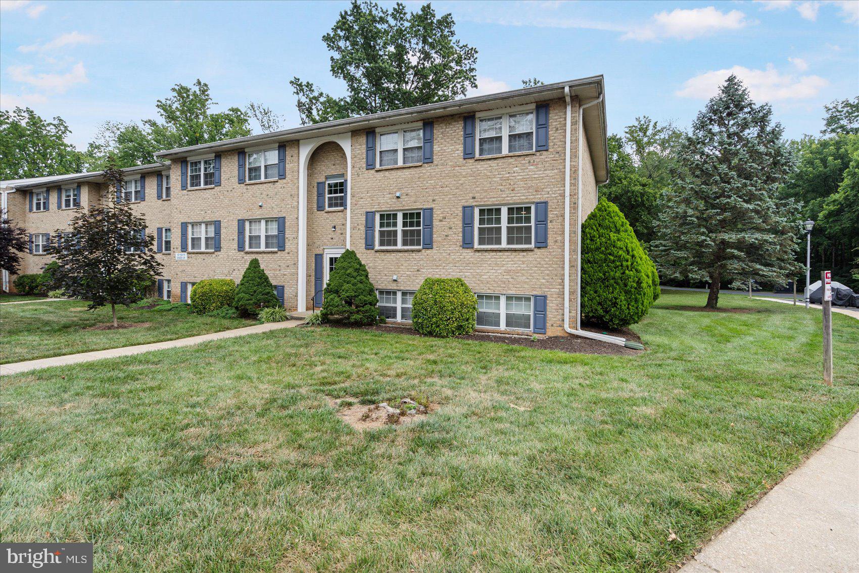 HICKORY HILLS CONDOMINIUMS - Residential