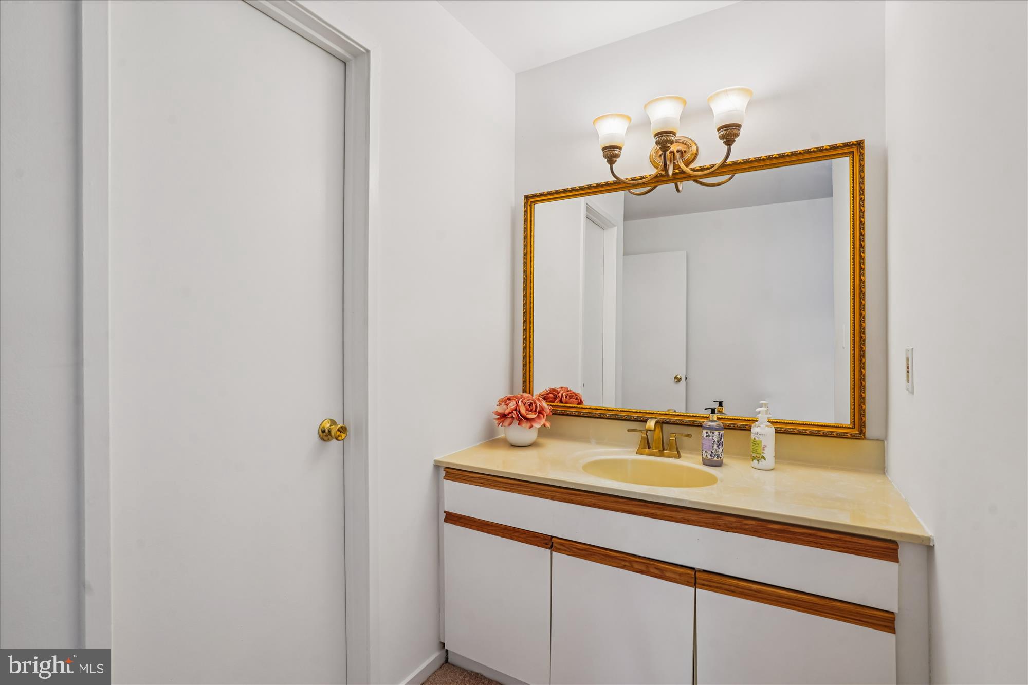 JEFFERSON MEWS - Residential