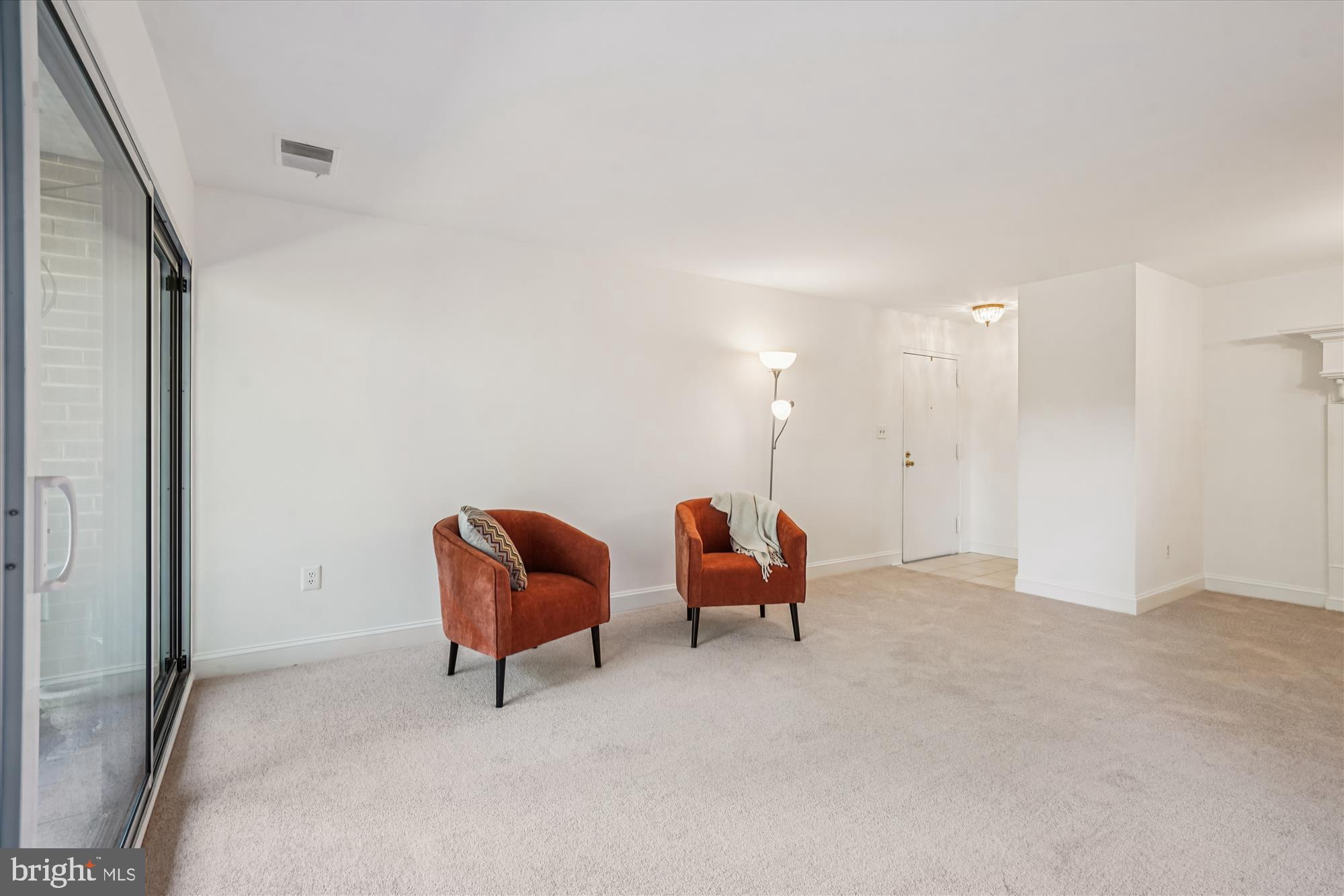 JEFFERSON MEWS - Residential