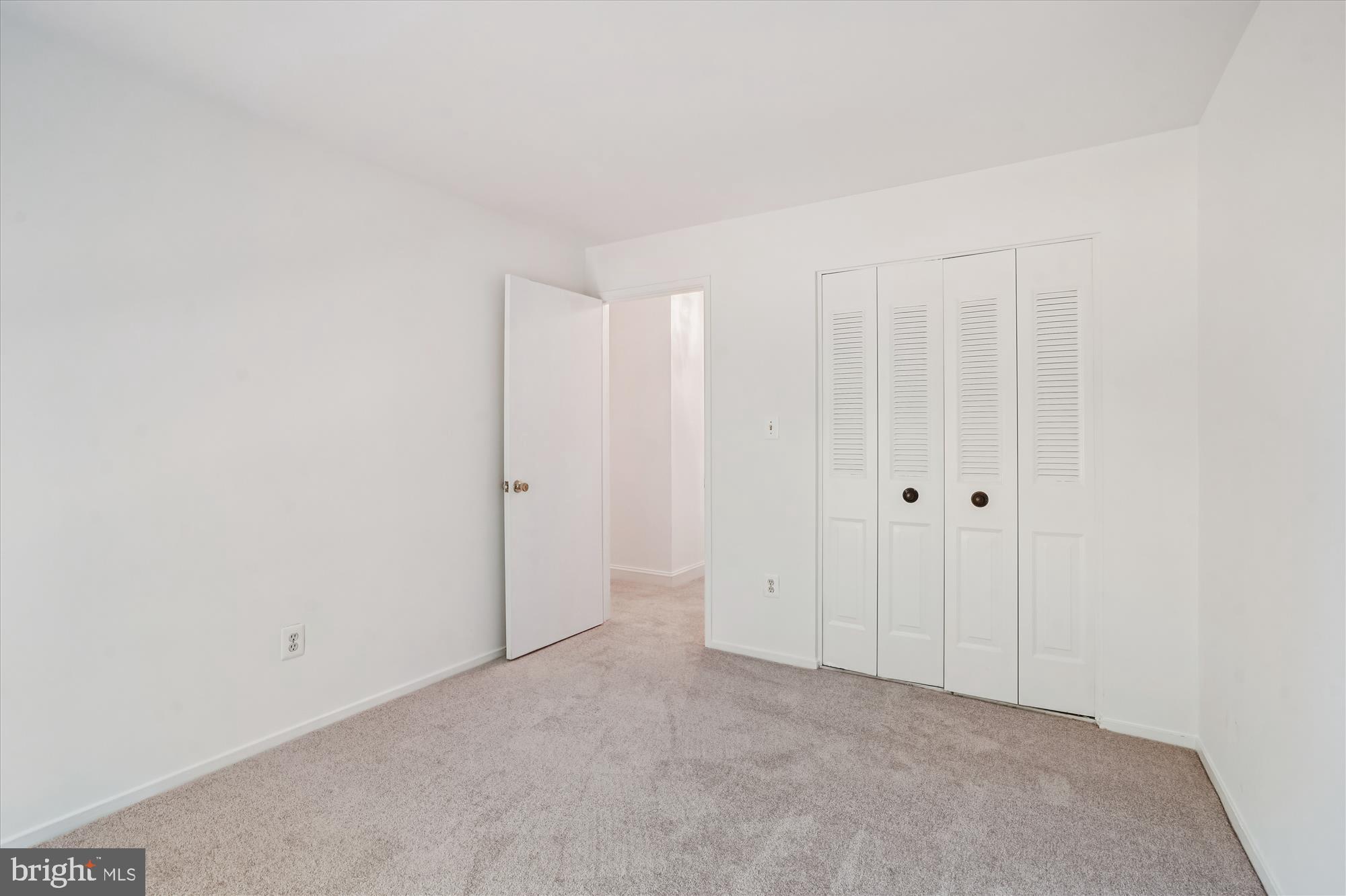 JEFFERSON MEWS - Residential