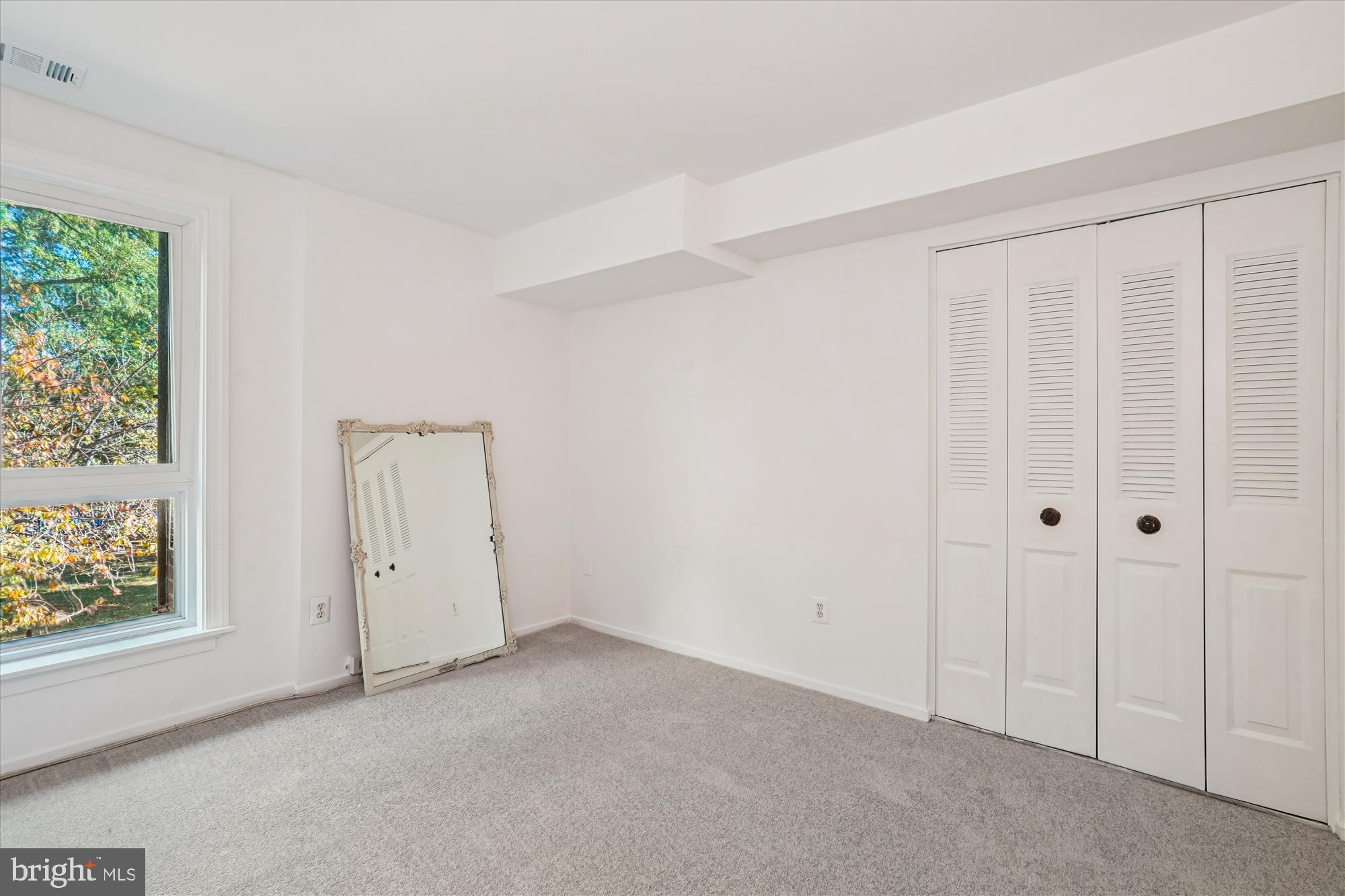 JEFFERSON MEWS - Residential