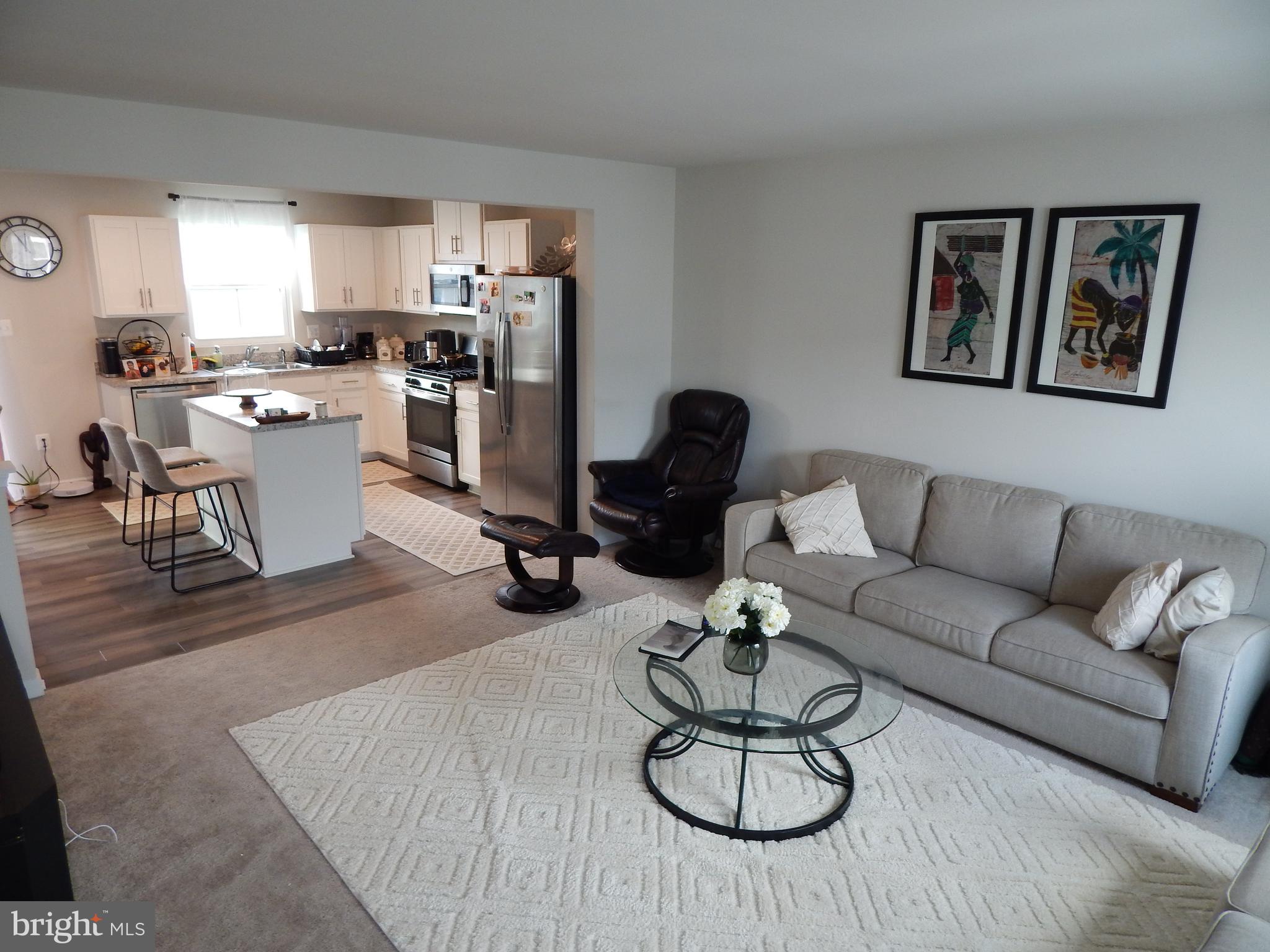 THE LAKES AT MARTINSBURG - Residential Lease