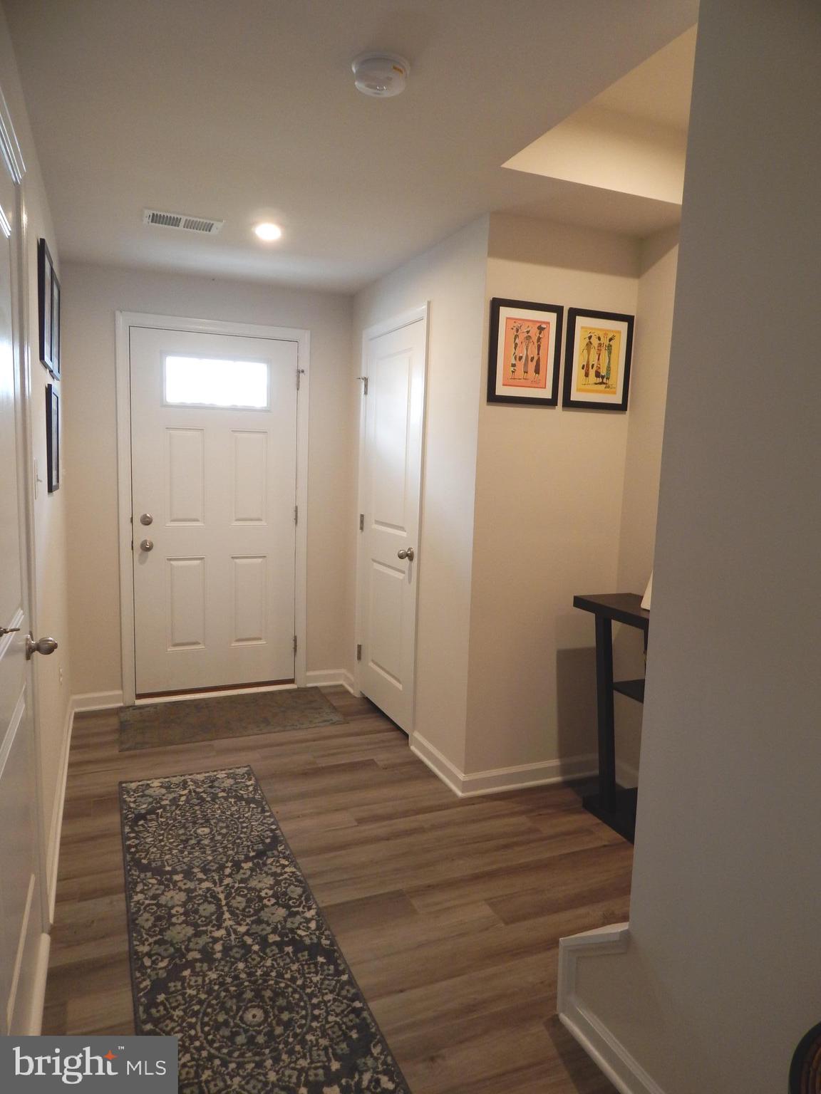 THE LAKES AT MARTINSBURG - Residential Lease