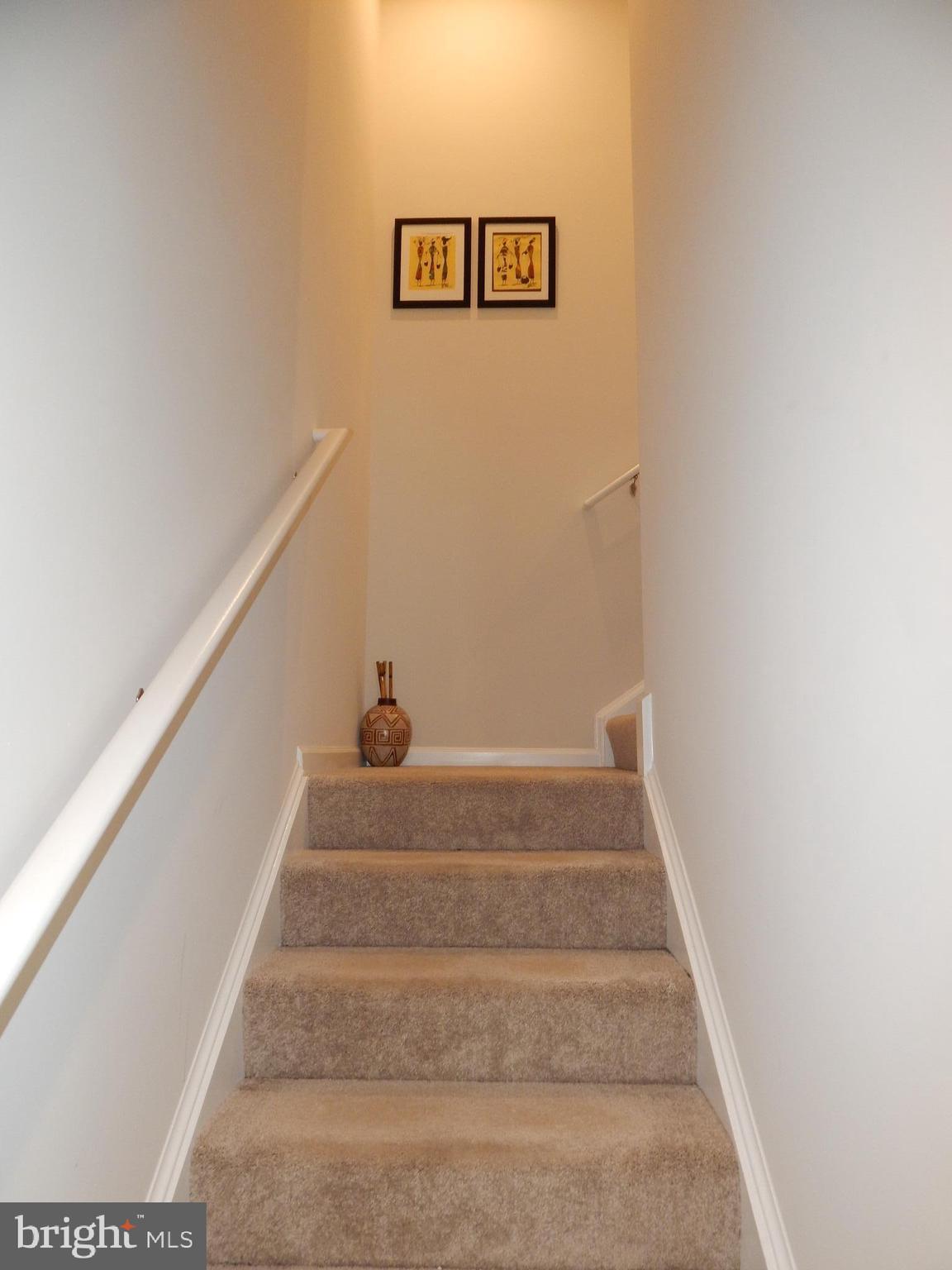 THE LAKES AT MARTINSBURG - Residential Lease