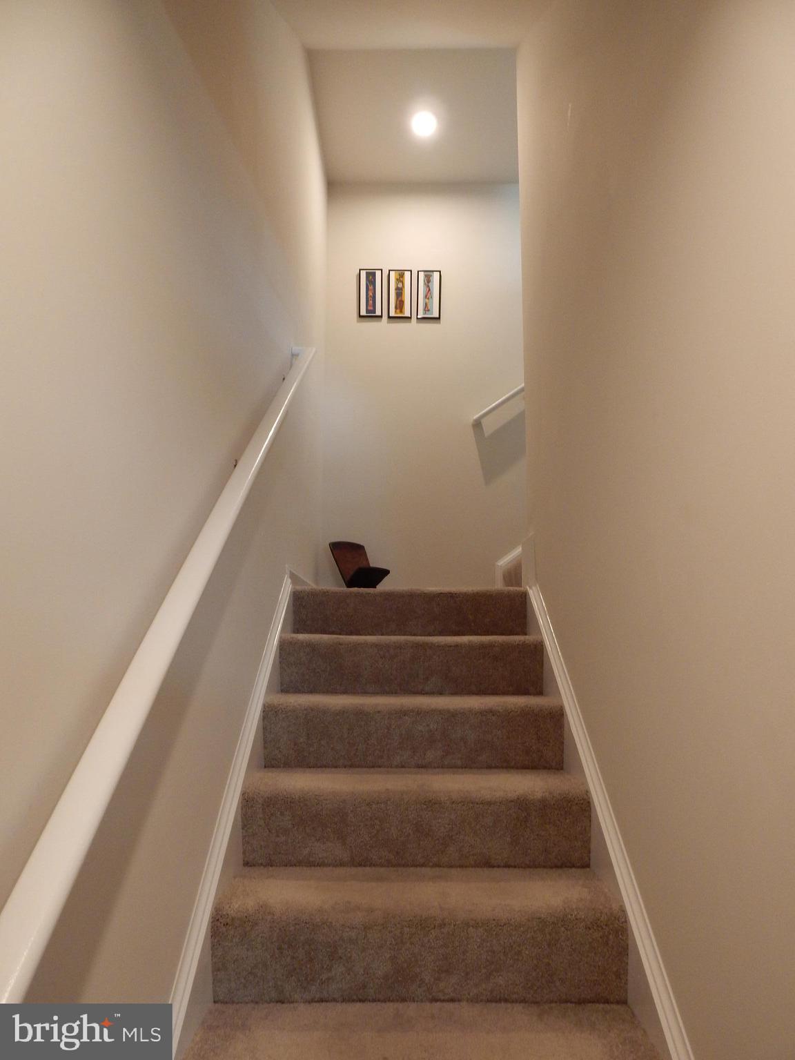 THE LAKES AT MARTINSBURG - Residential Lease