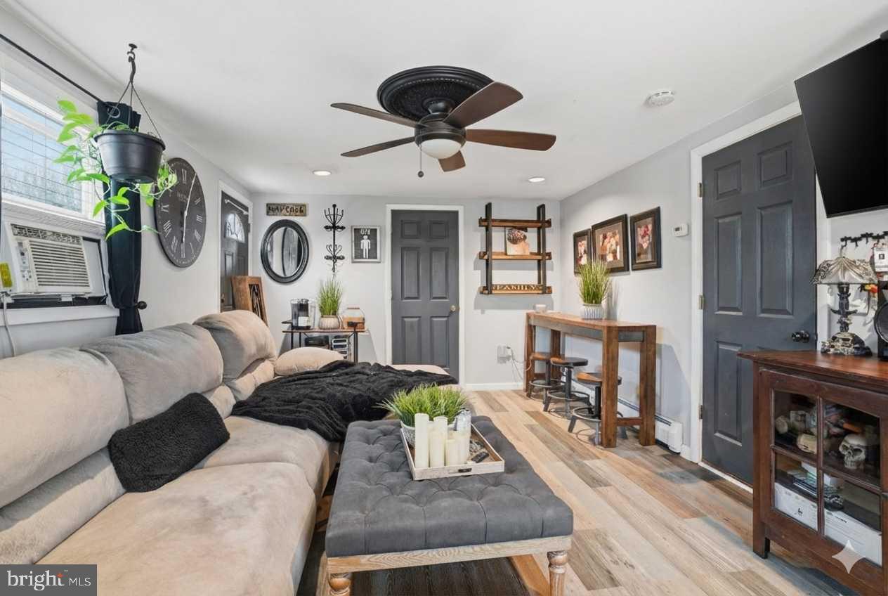 CRABTREE HOLLOW - Residential