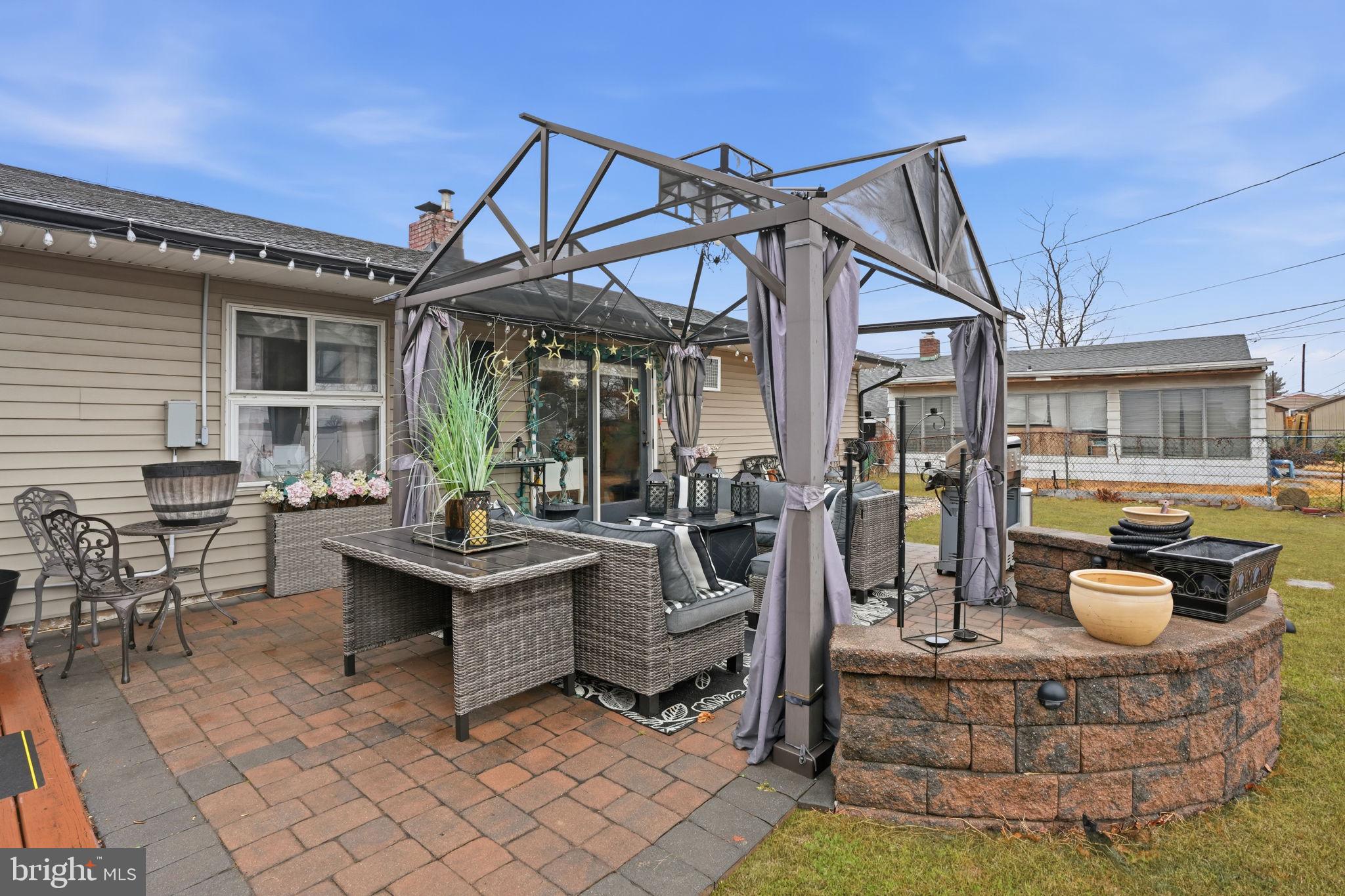 CRABTREE HOLLOW - Residential