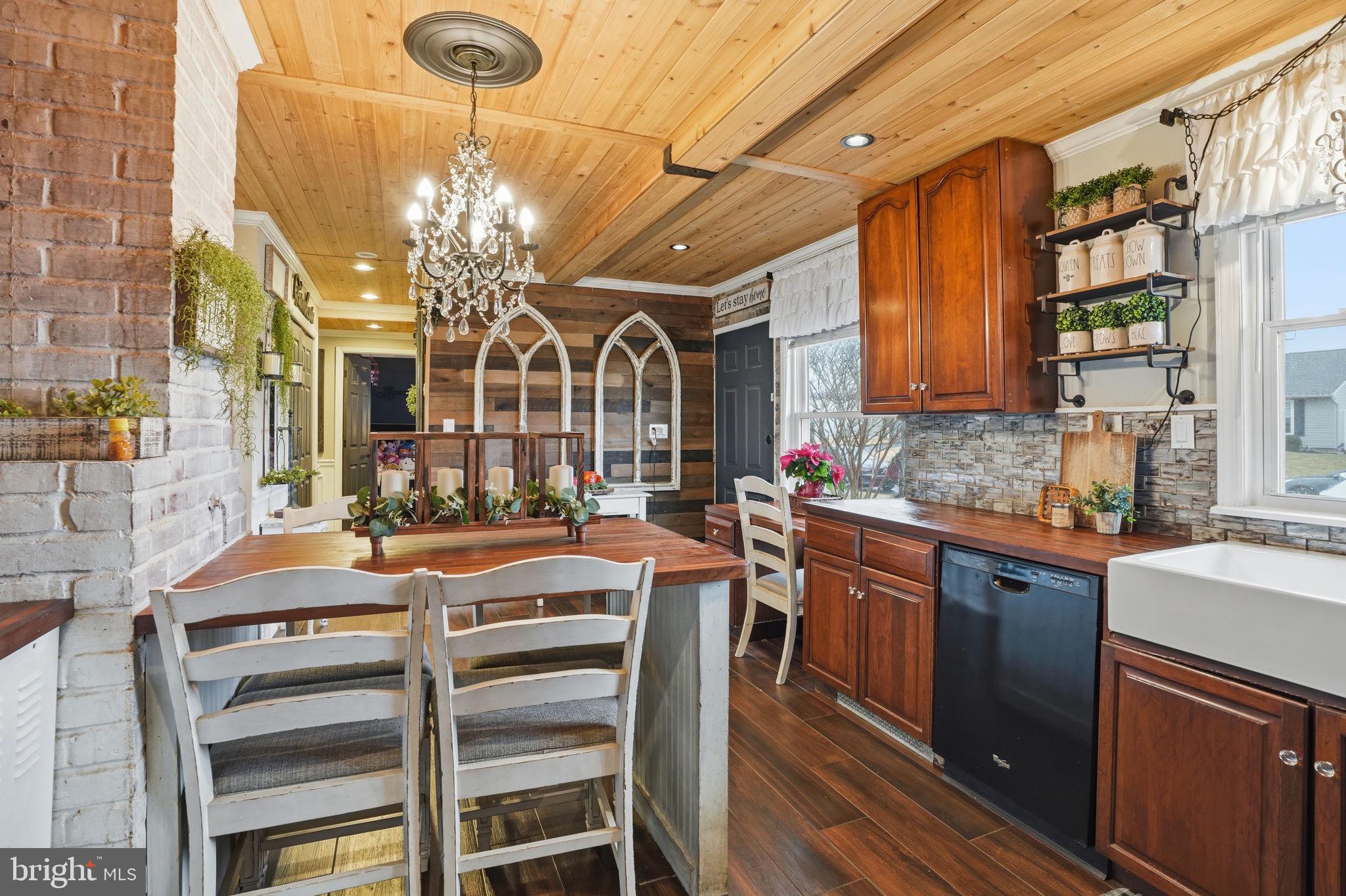 CRABTREE HOLLOW - Residential