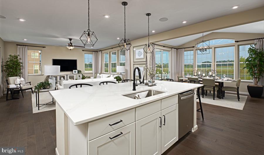 35607 PINE NEEDLE LANE