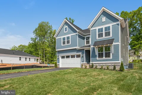 35607 Pine Needle Lane, Locust Grove, VA MLS: VAOR2009658
