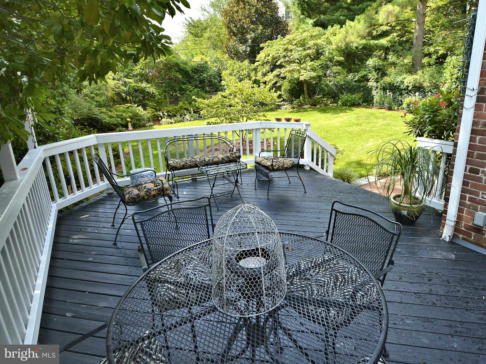 MONTICELLO PARK - Residential