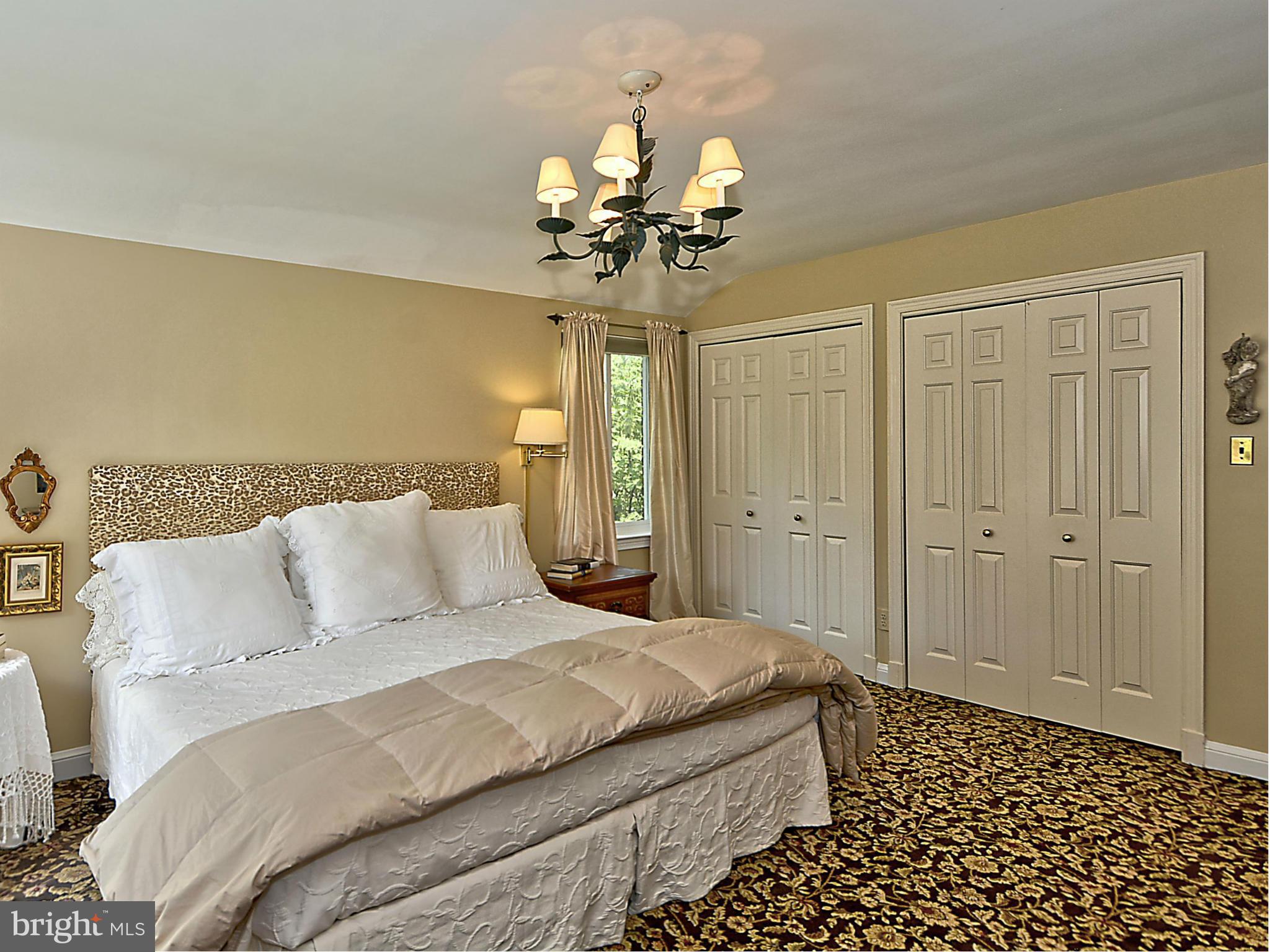 MONTICELLO PARK - Residential