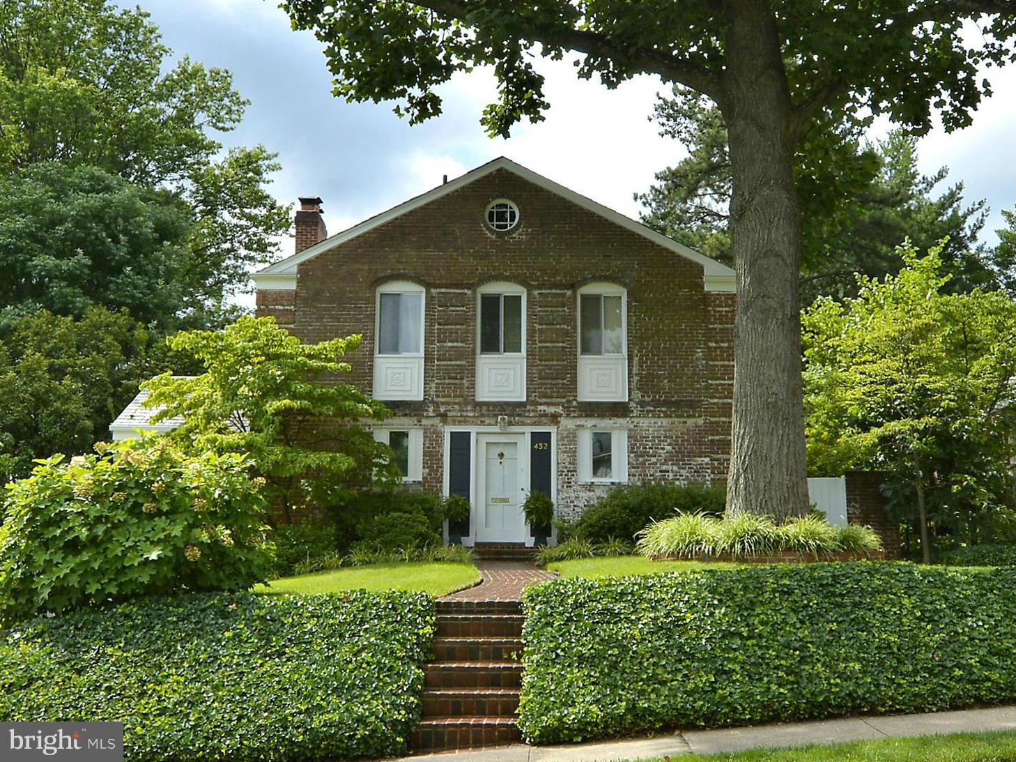MONTICELLO PARK - Residential