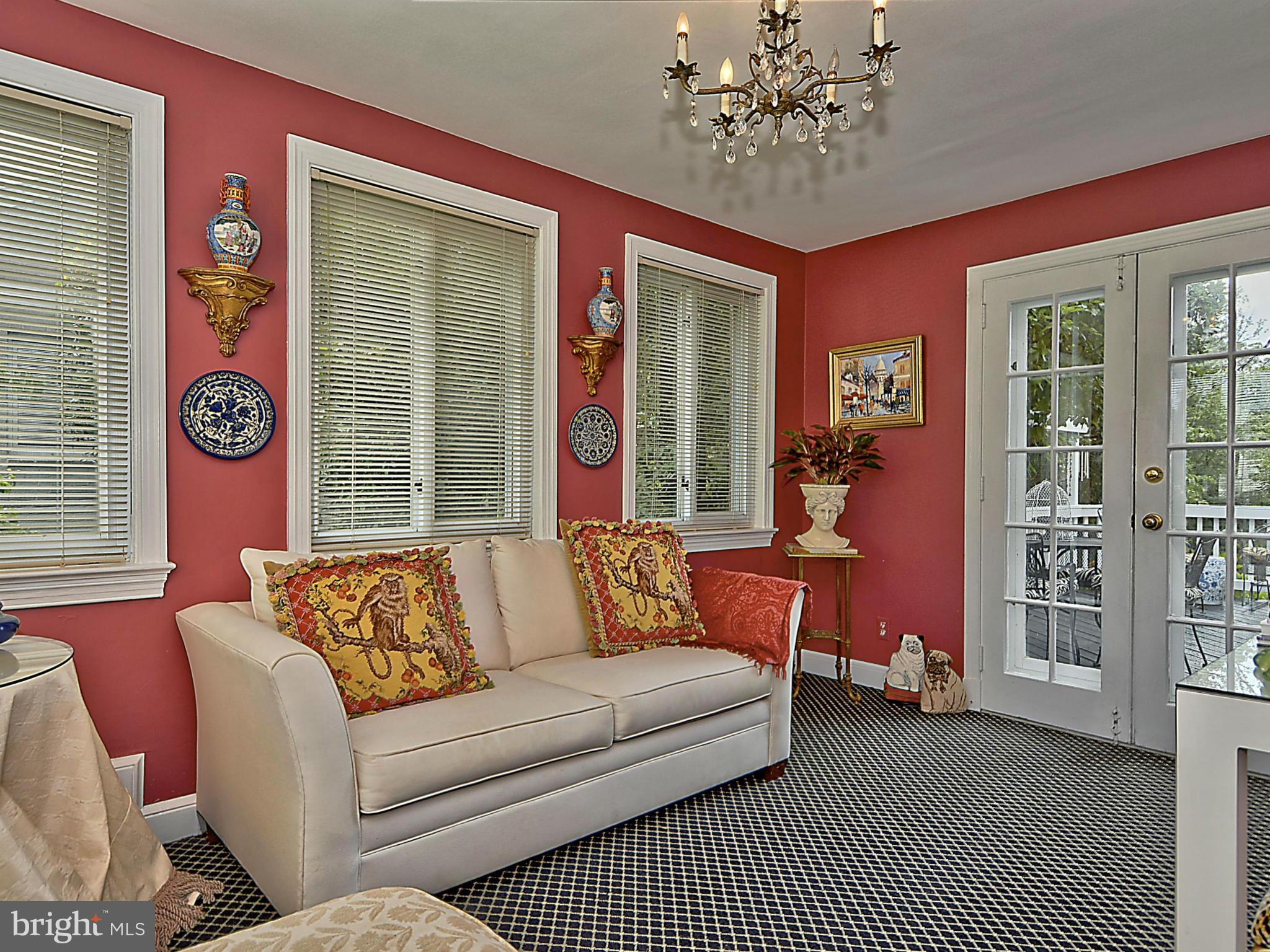 MONTICELLO PARK - Residential