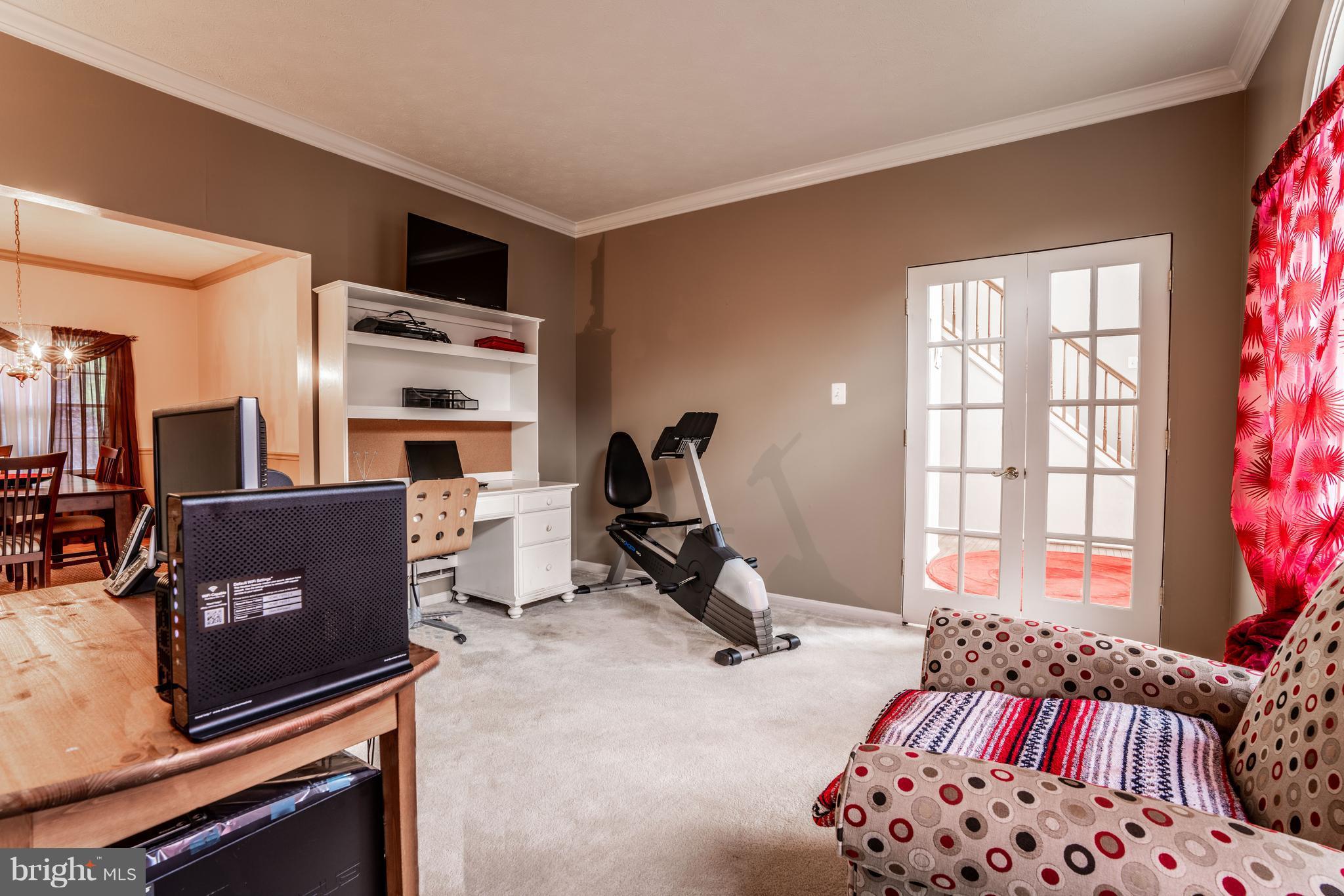 WOODLAND RUN - Residential