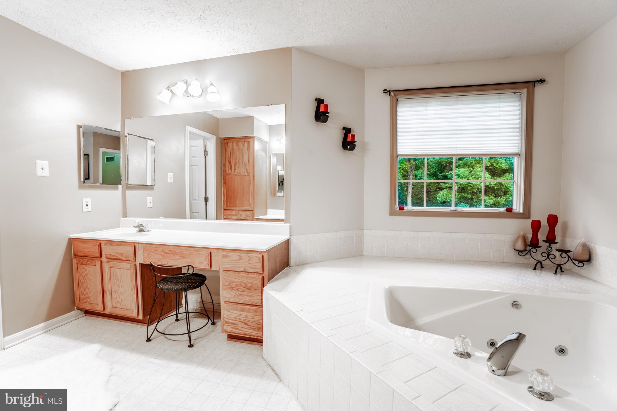 WOODLAND RUN - Residential