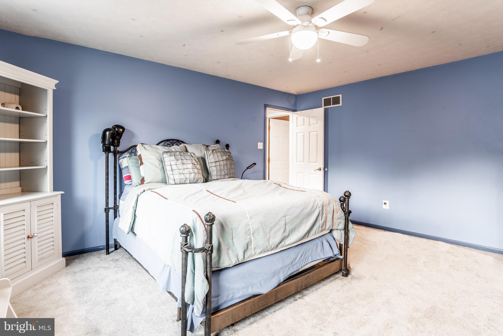 WOODLAND RUN - Residential