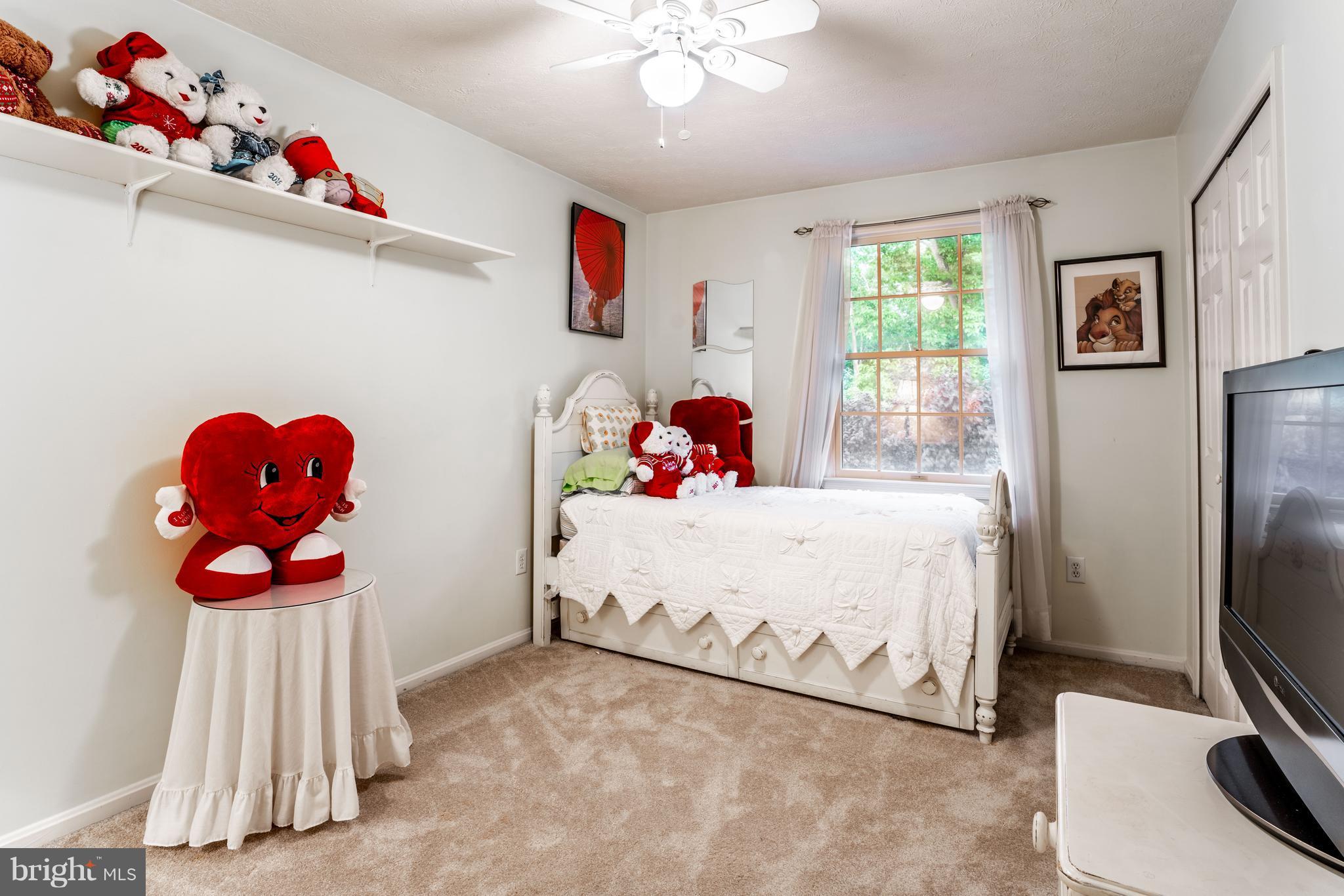 WOODLAND RUN - Residential