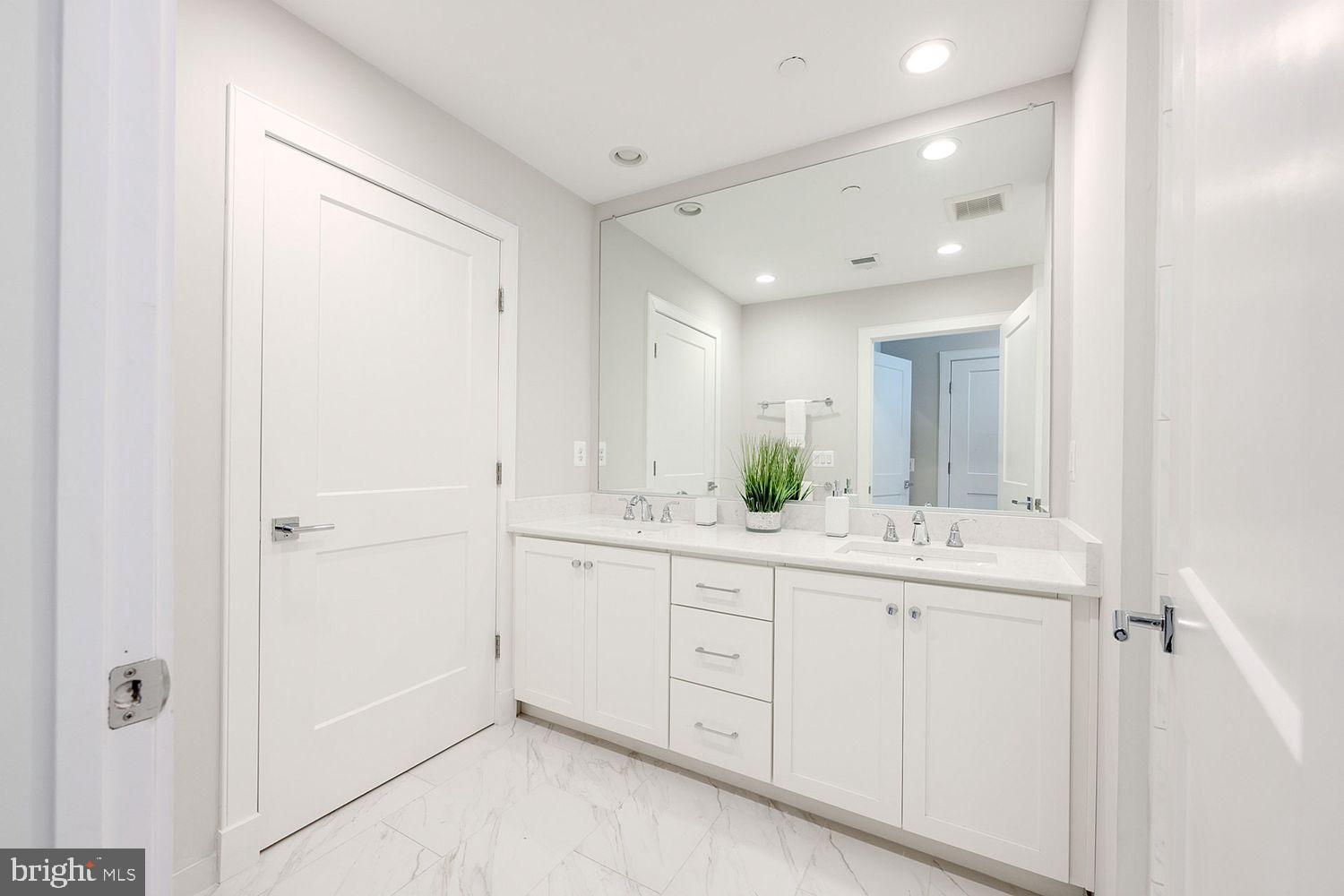 GROSVENOR PARK - Residential