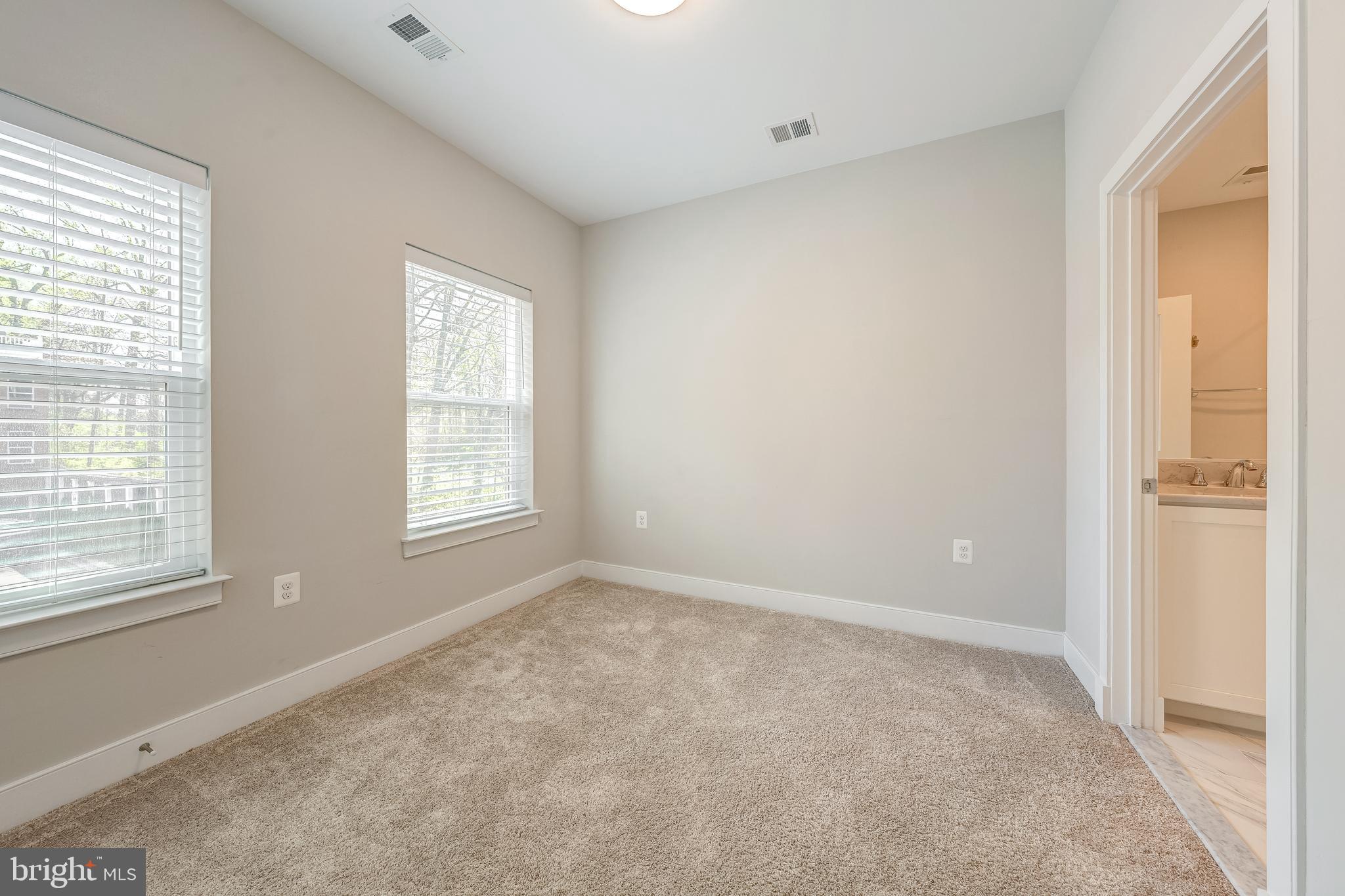 GROSVENOR PARK - Residential