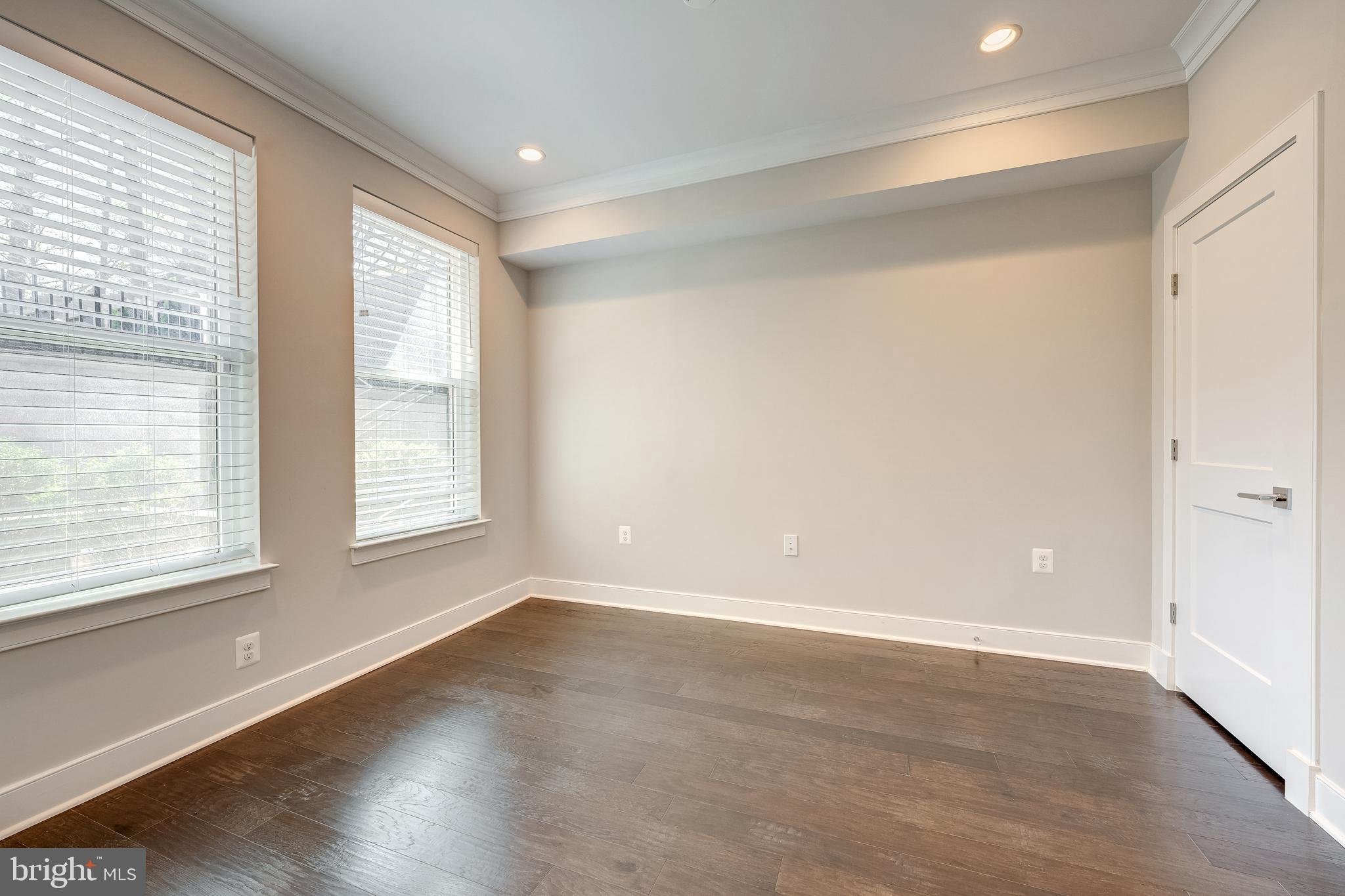 GROSVENOR PARK - Residential