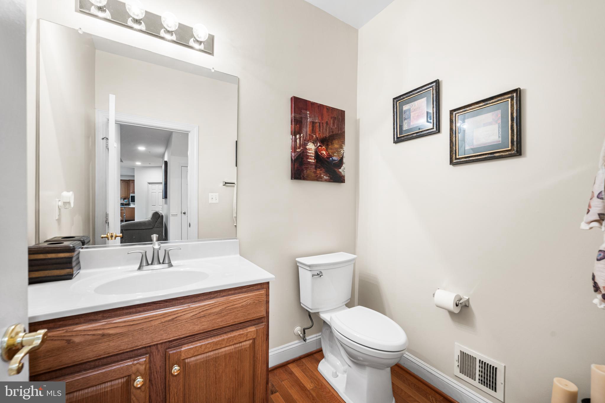 OAK CREEK CLUB - Residential