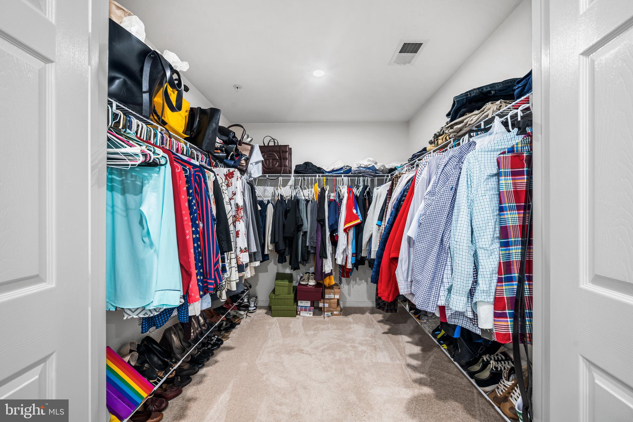 OAK CREEK CLUB - Residential