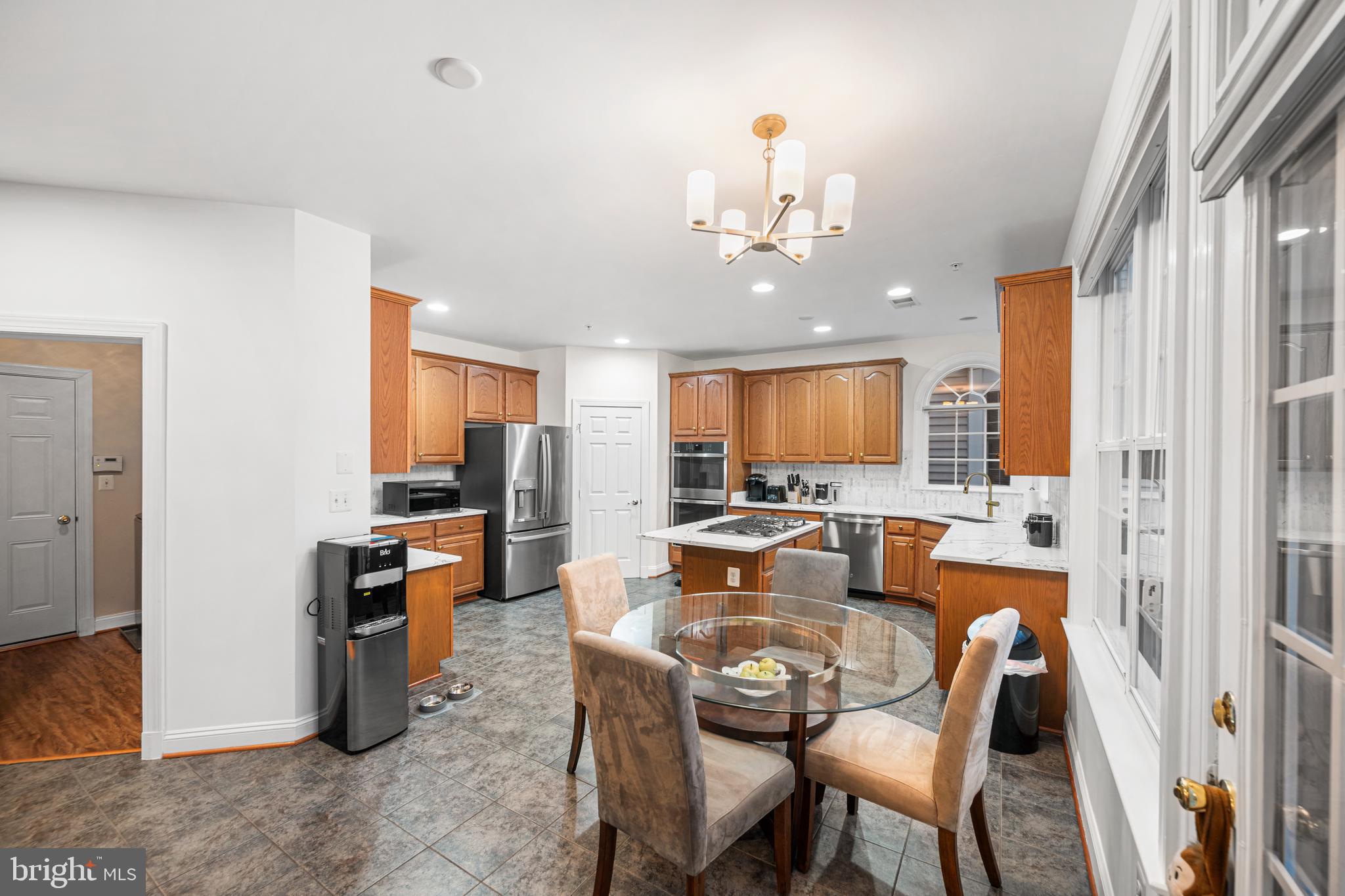 OAK CREEK CLUB - Residential