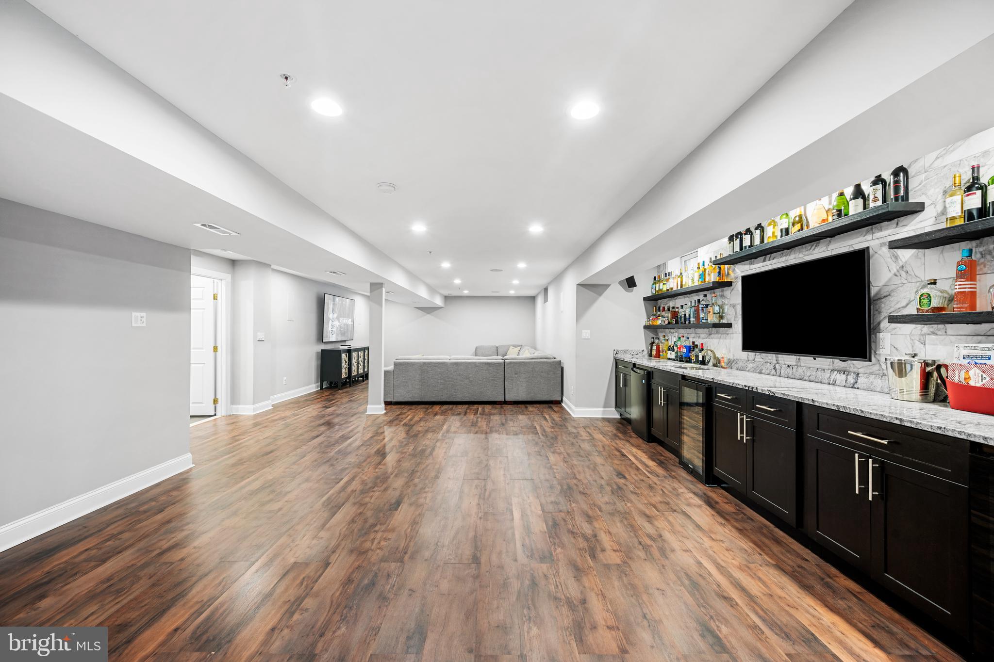 OAK CREEK CLUB - Residential