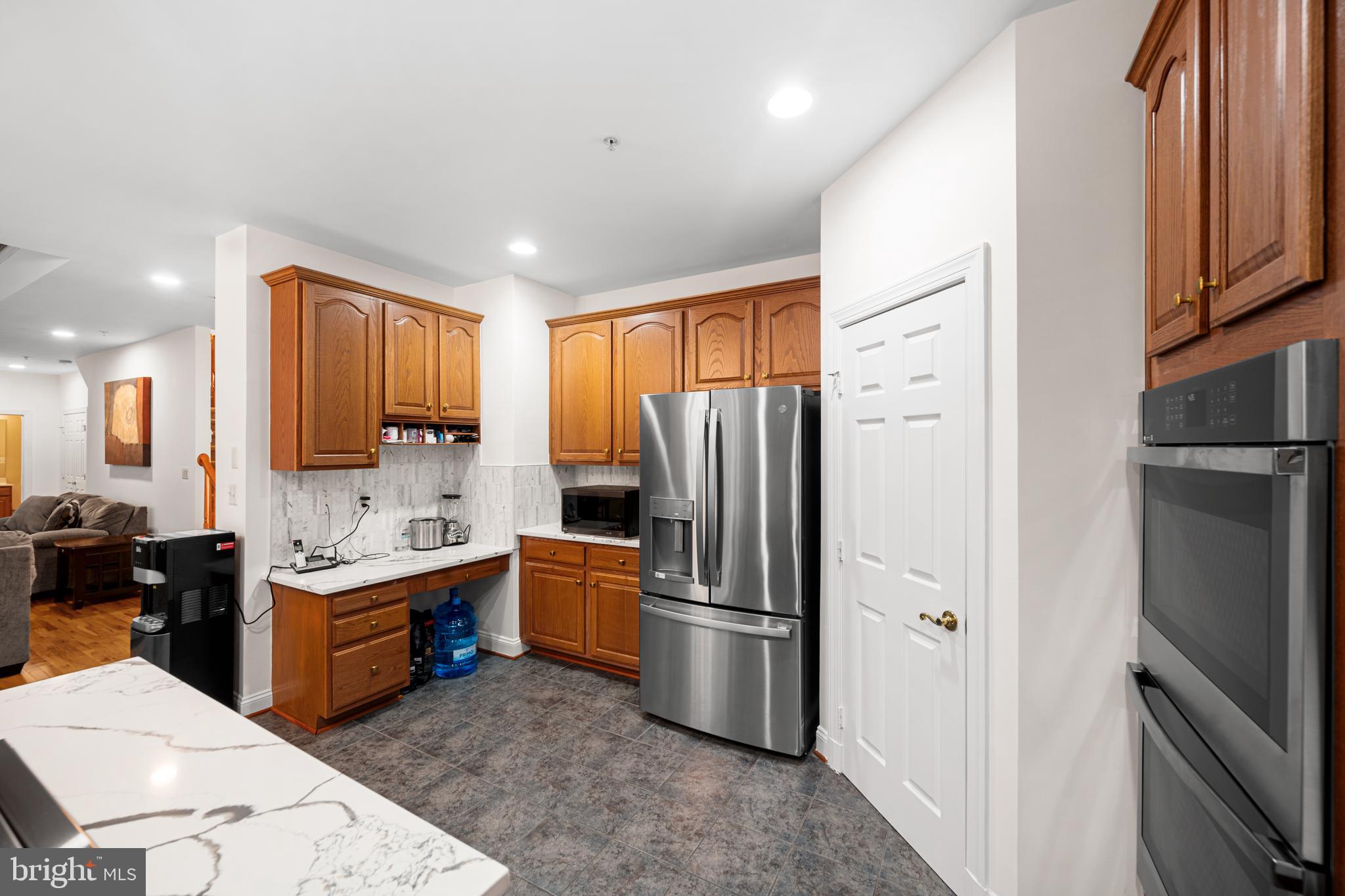 OAK CREEK CLUB - Residential