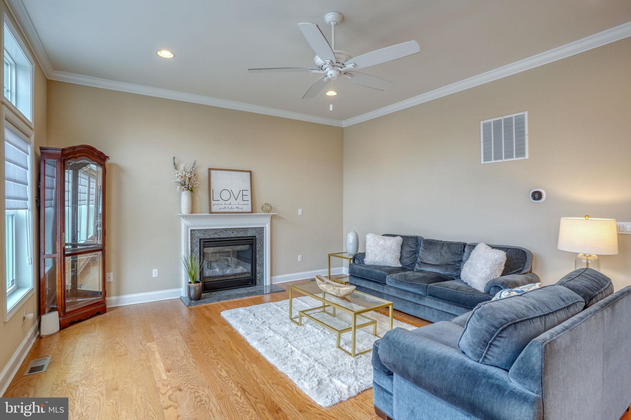 PARKSIDE - Residential