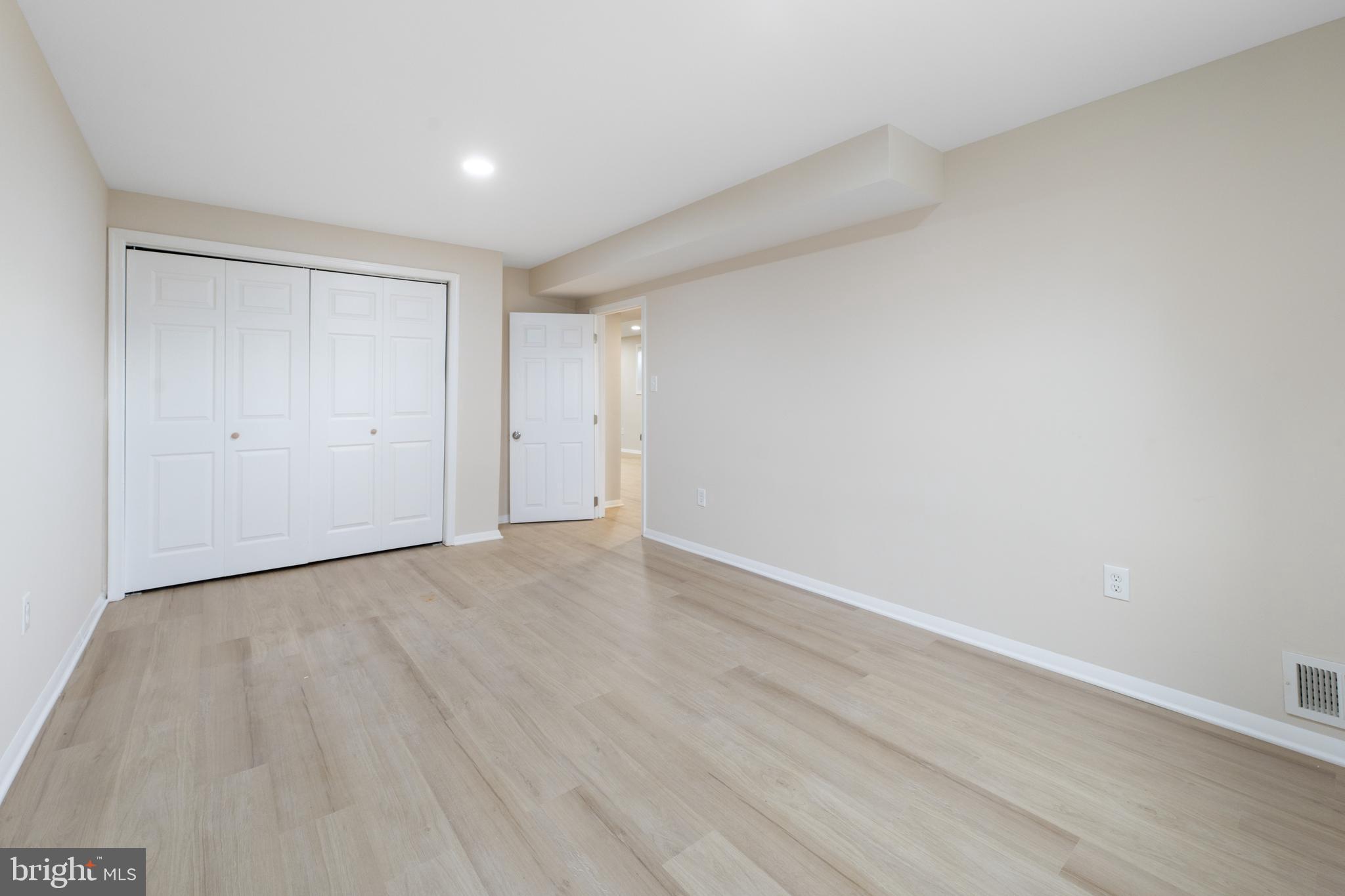 SEABROOK ESTATES - Residential